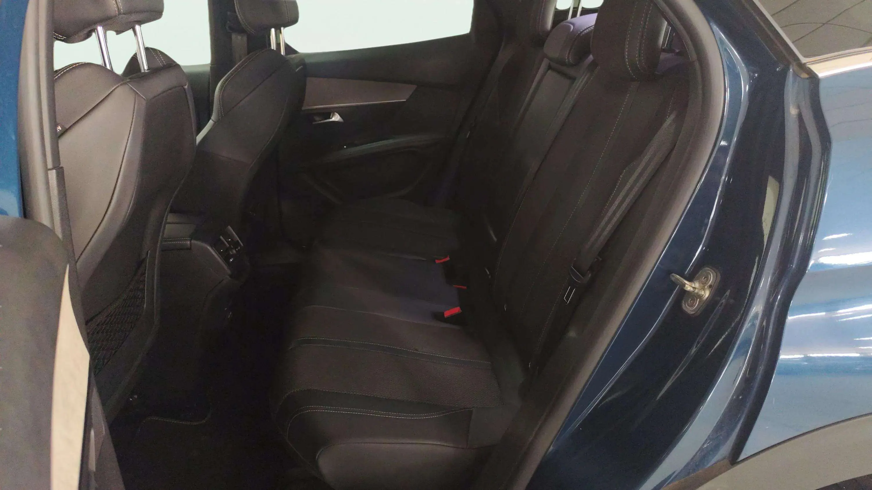 Peugeot 3008 1.2 PureTech GT - foto 23