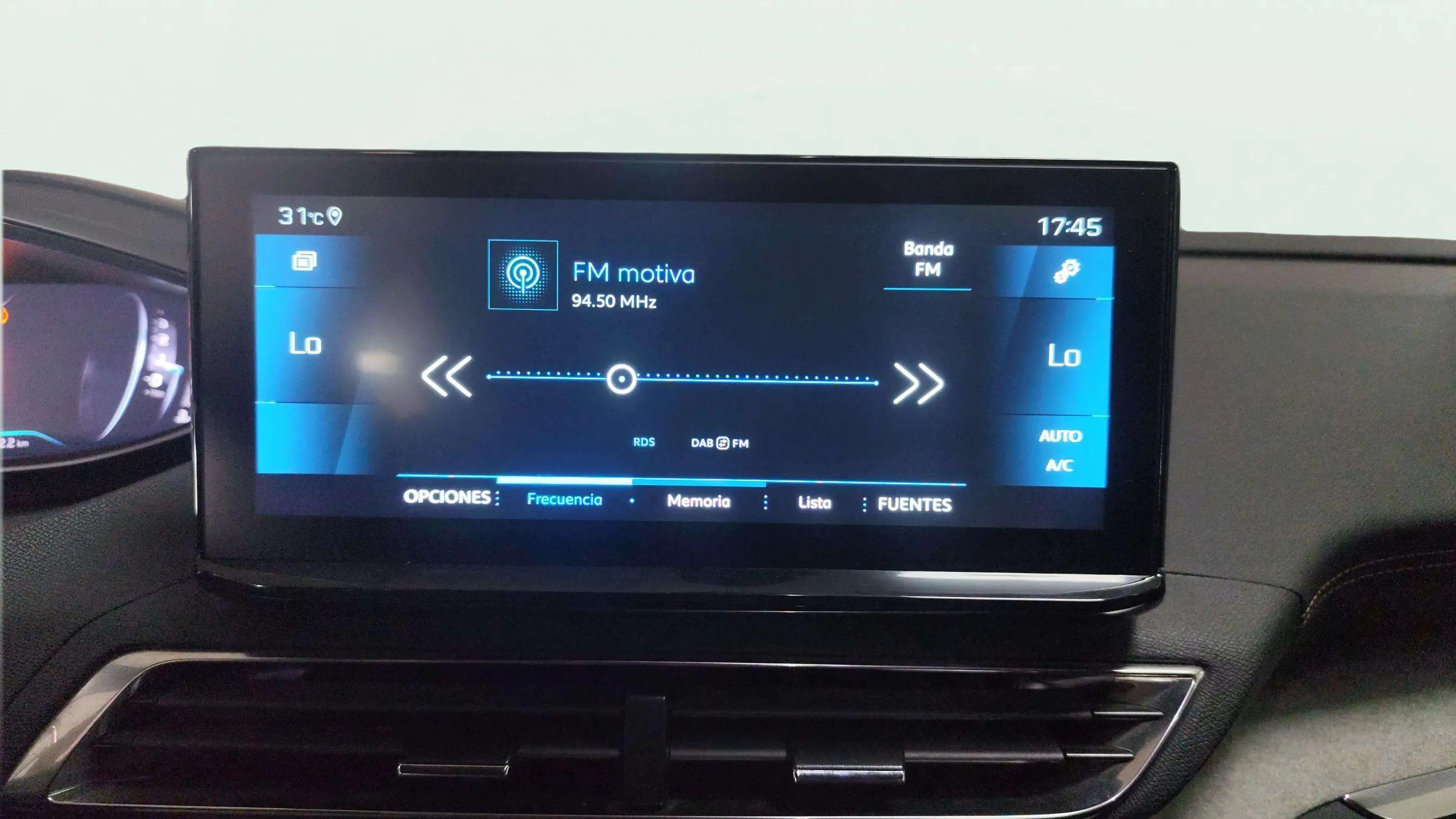 Peugeot 3008 1.2 PureTech GT - foto 26