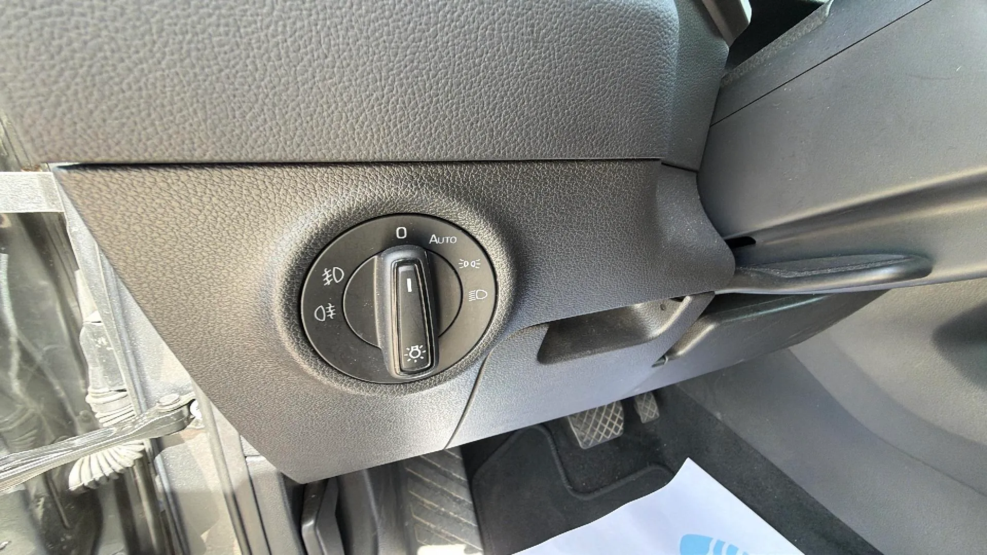 Škoda Karoq 2.0 TDI DSG 4x4 Ambition - foto 27