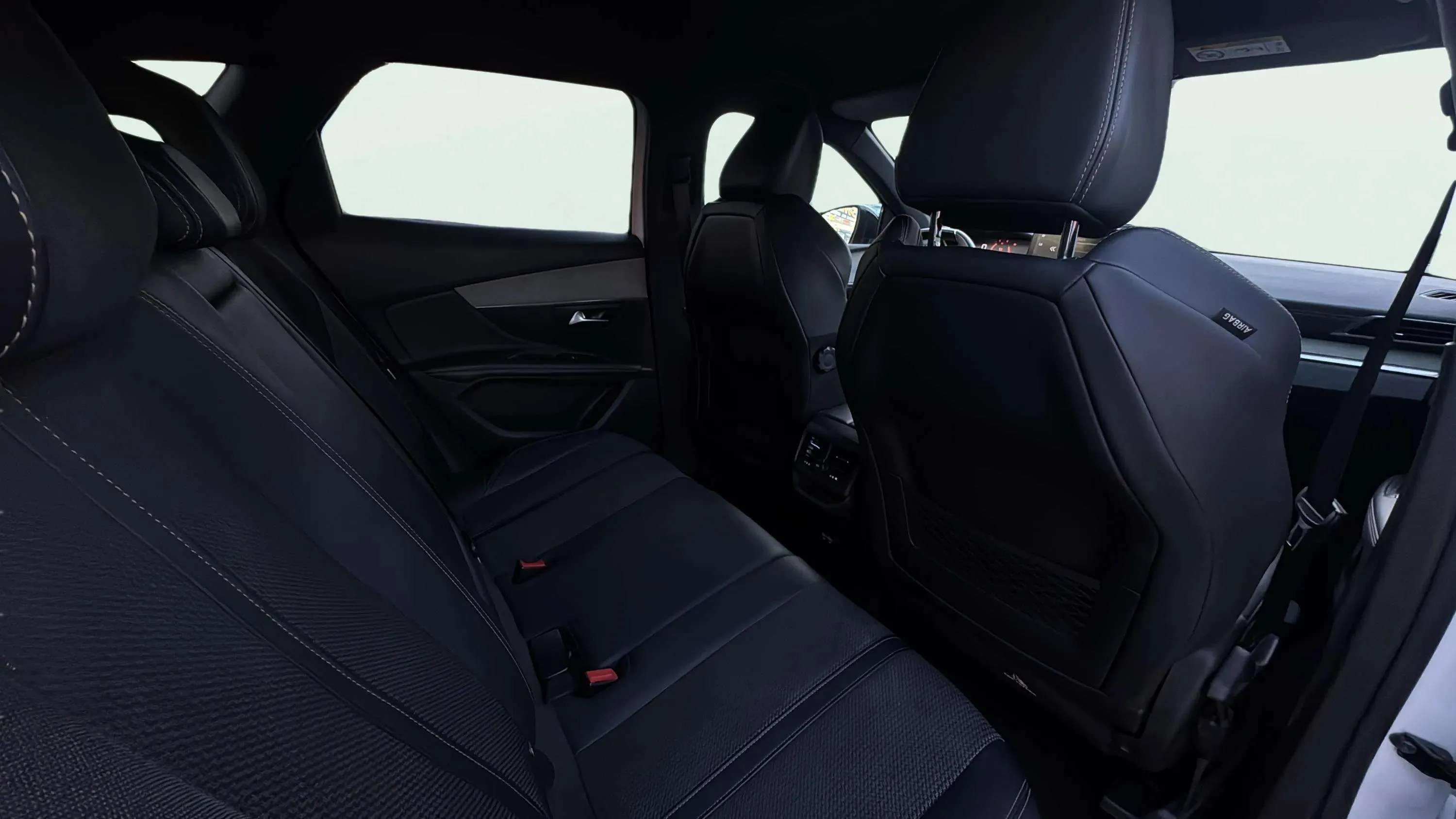 Peugeot 3008 1.2 PureTech GT - foto 24