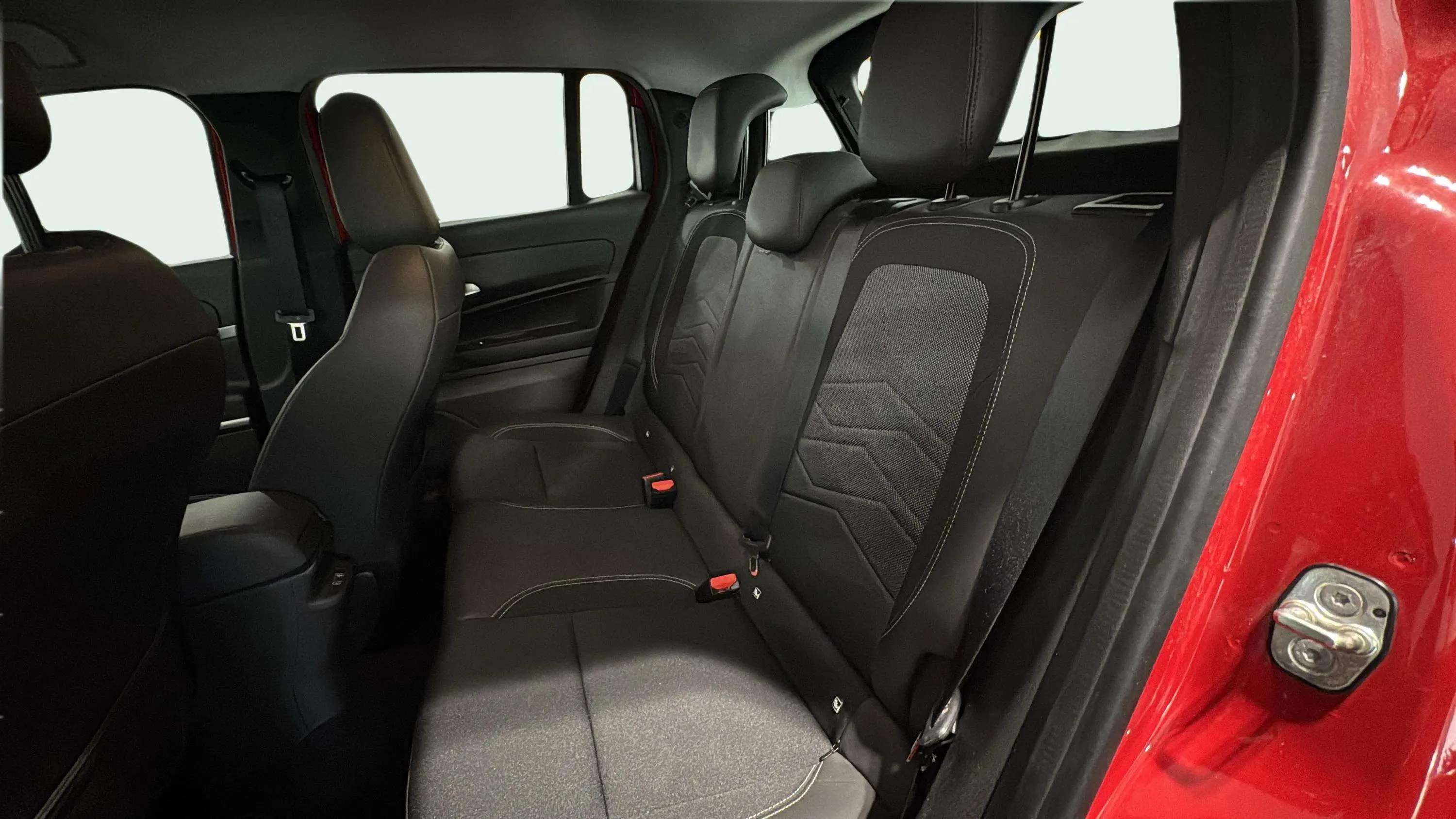 Jeep Avenger 1.2 G Altitude - foto 13