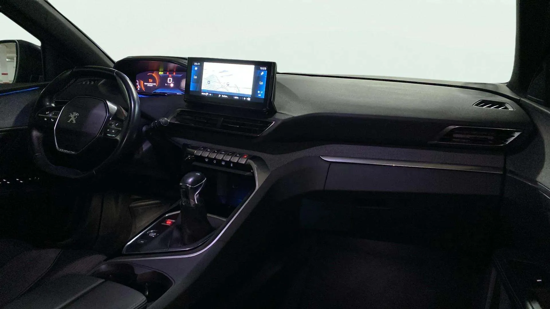 Peugeot 3008 1.2 PureTech Allure Pack - foto 21