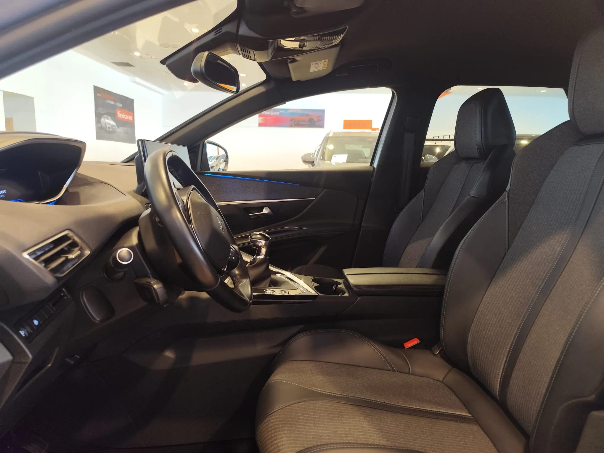 Peugeot 3008 1.2 PureTech Allure Pack - foto 10