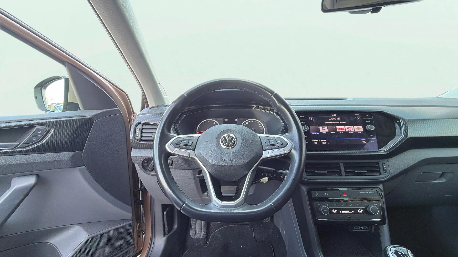 Volkswagen T-Cross Advance 1.0 TSI - foto 20