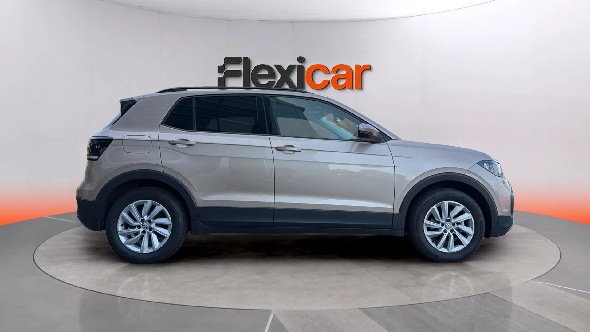 Volkswagen T-Cross Advance 1.0 TSI - foto 8