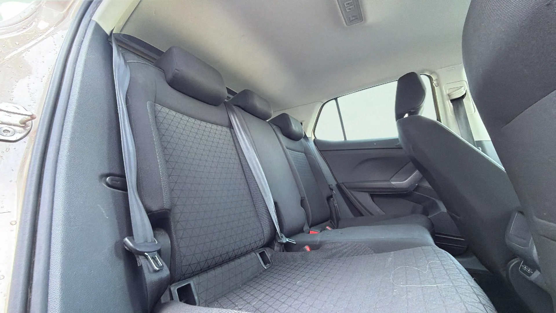 Volkswagen T-Cross Advance 1.0 TSI - foto 27