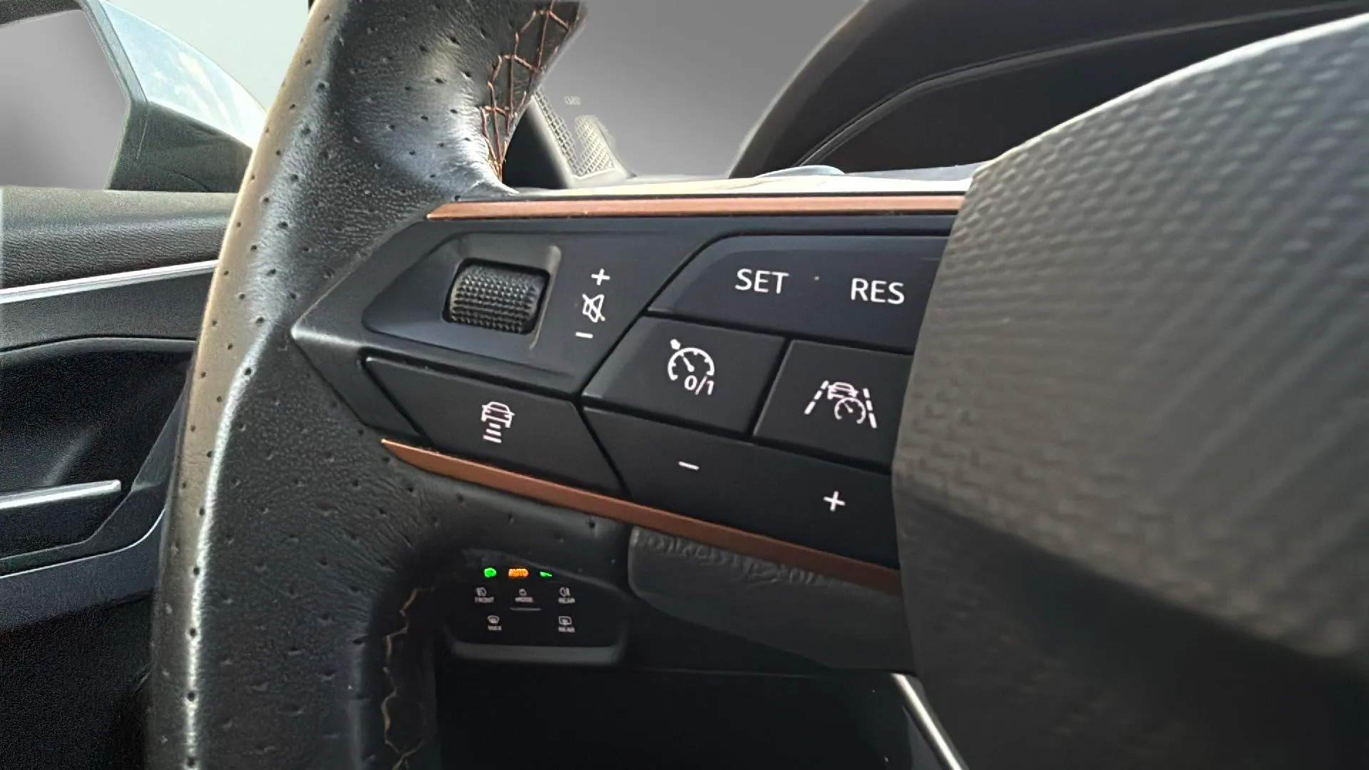 Cupra Formentor 1.4 e-Hybrid DSG - foto 13