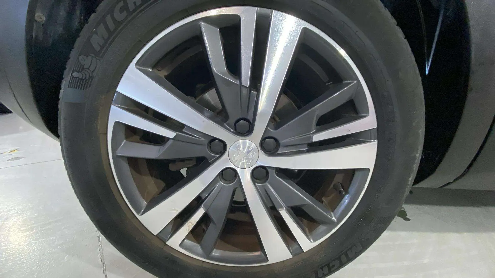 Peugeot 3008 1.2 PureTech Allure Pack - foto 21