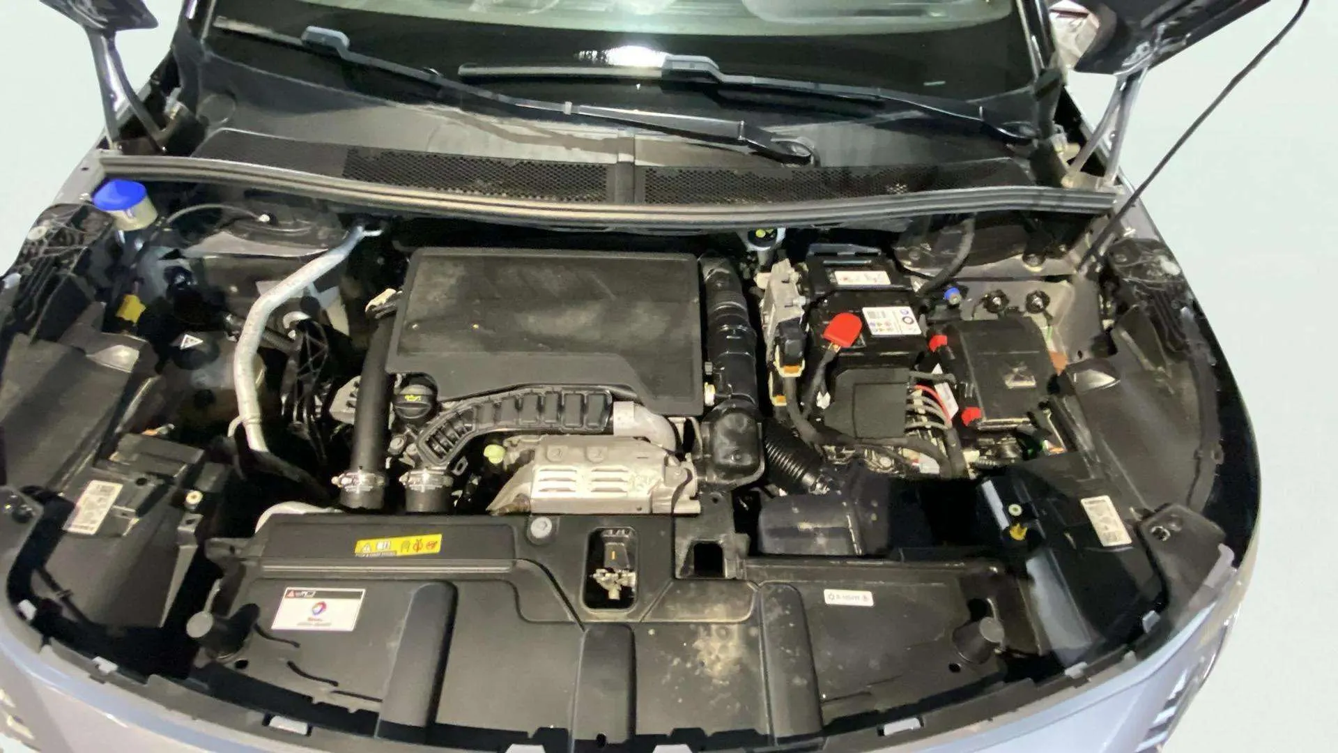 Peugeot 3008 1.2 PureTech Allure Pack EAT8 - foto 20