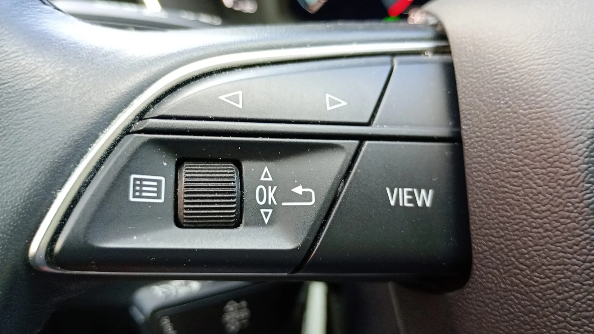 Audi Q3 35 TFSI Advanced - foto 18