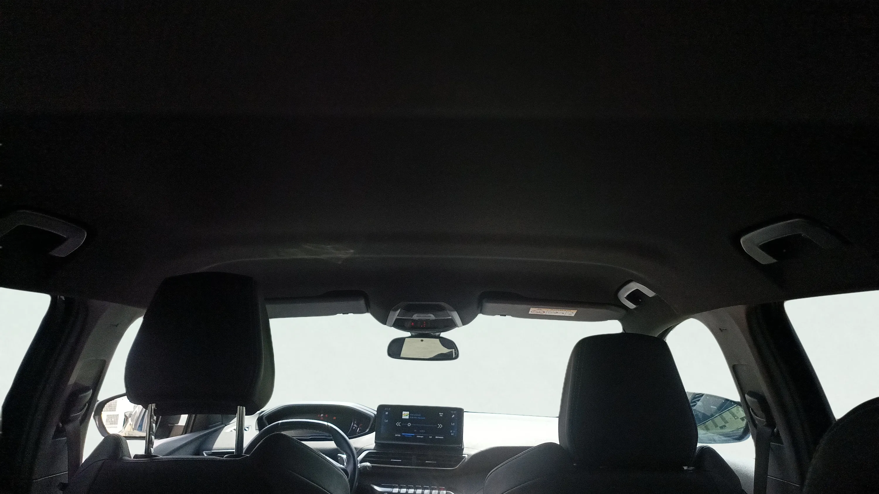 Peugeot 3008 1.2 PureTech Allure Pack EAT8 - foto 18