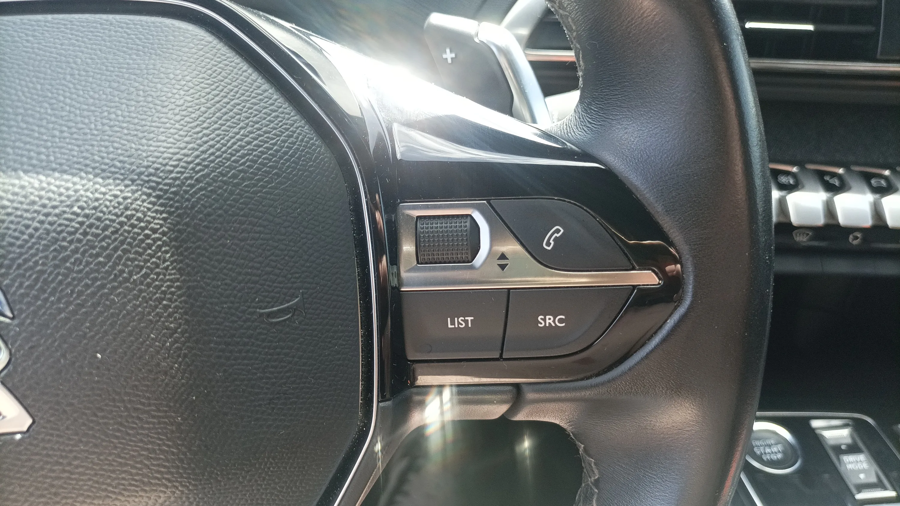 Peugeot 3008 1.2 PureTech Allure Pack EAT8 - foto 11