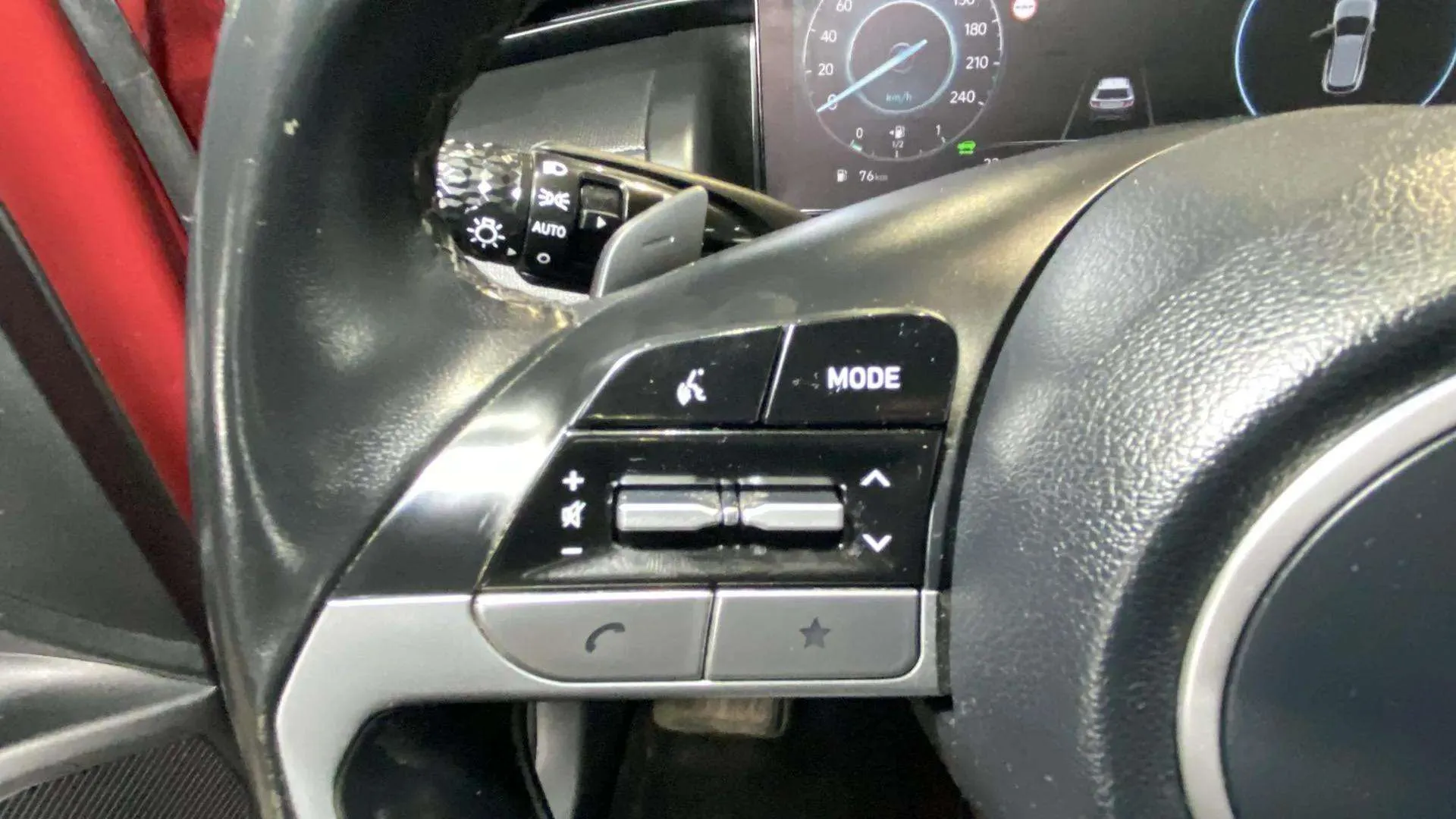 Hyundai Tucson 1.6 T-GDi PHEV Maxx 4x4 - foto 29