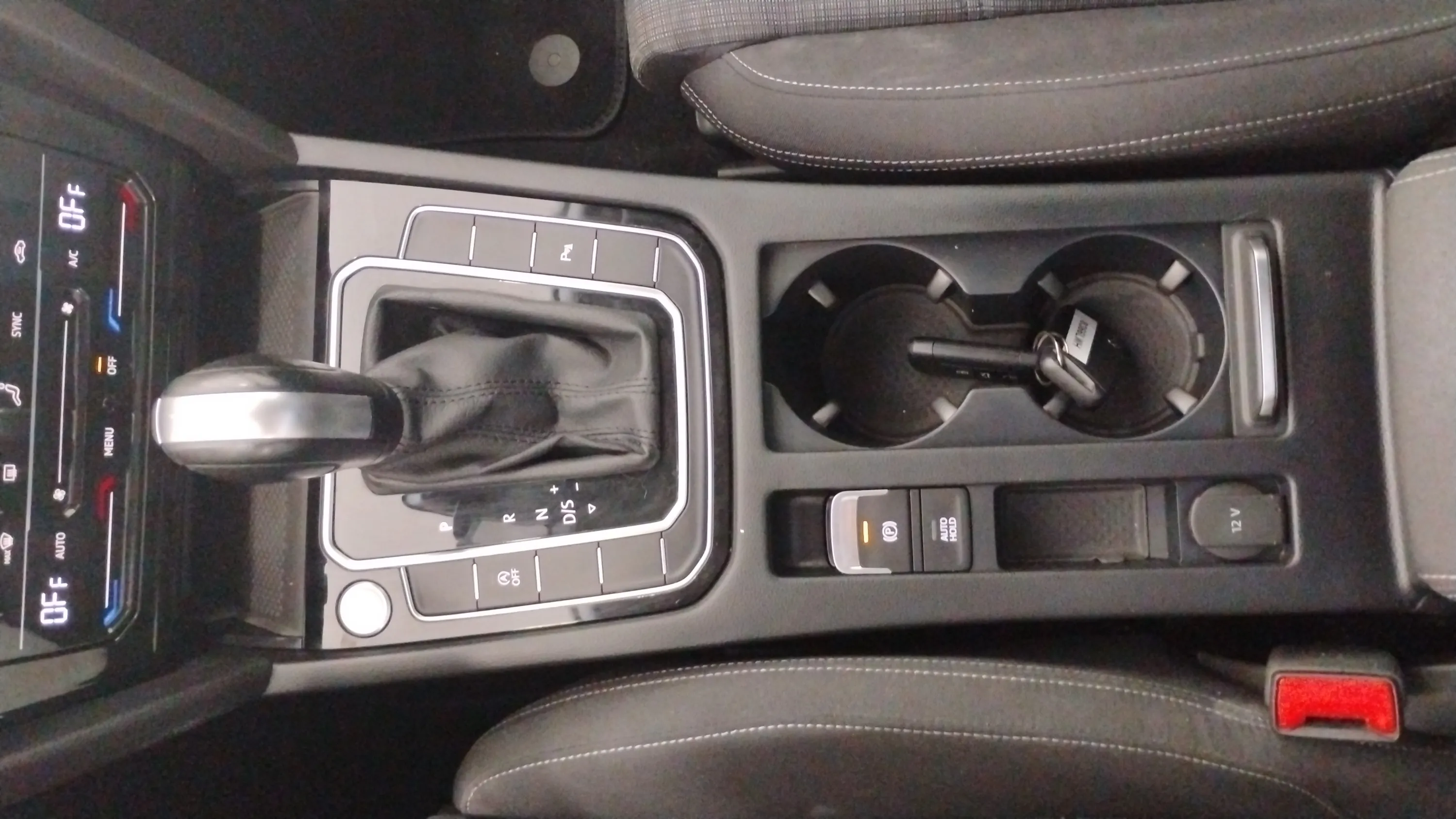 Volkswagen Passat Variant R-Line 2.0 TDI DSG - foto 25