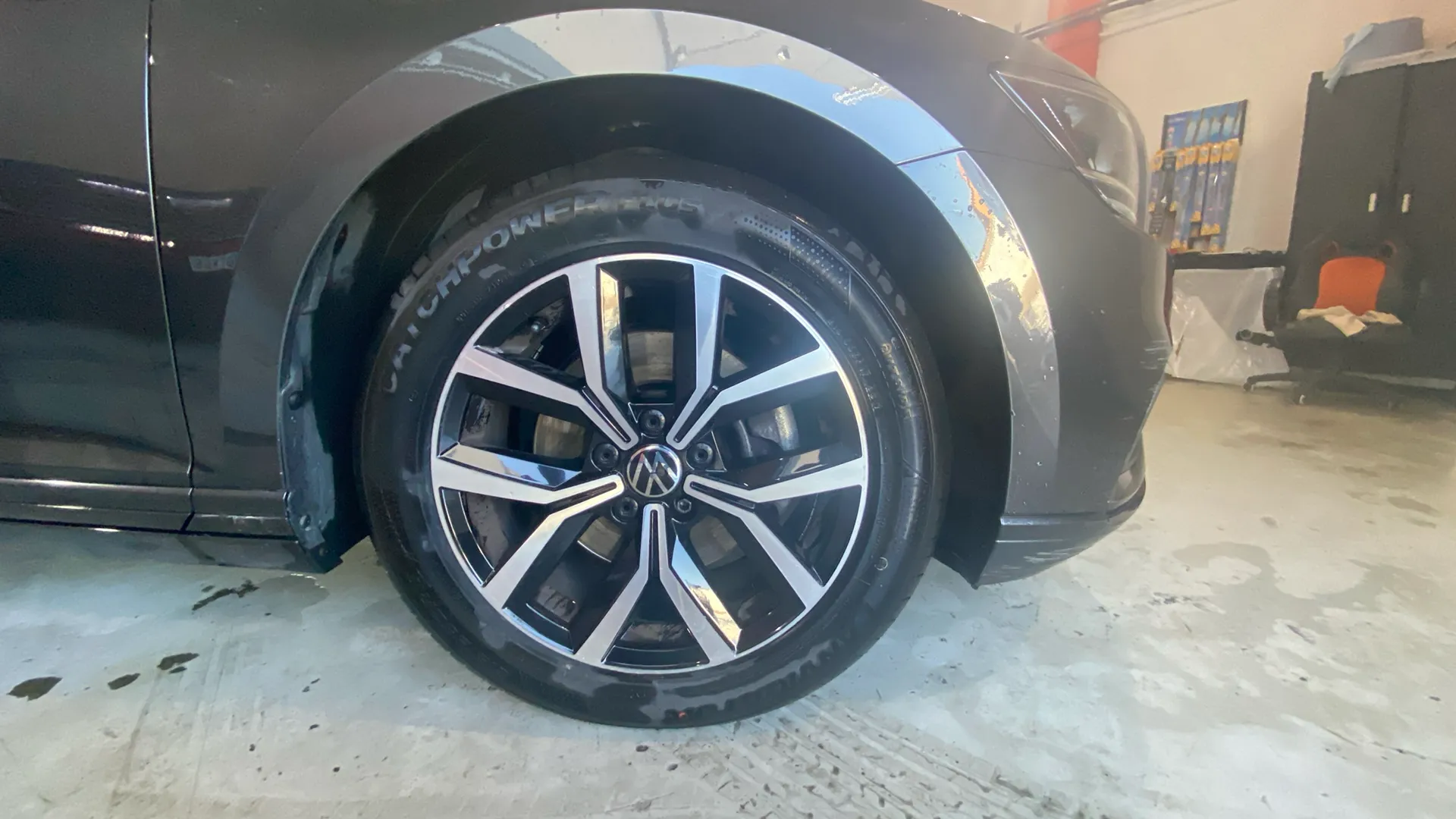 Volkswagen Passat Variant R-Line 2.0 TDI DSG - foto 29