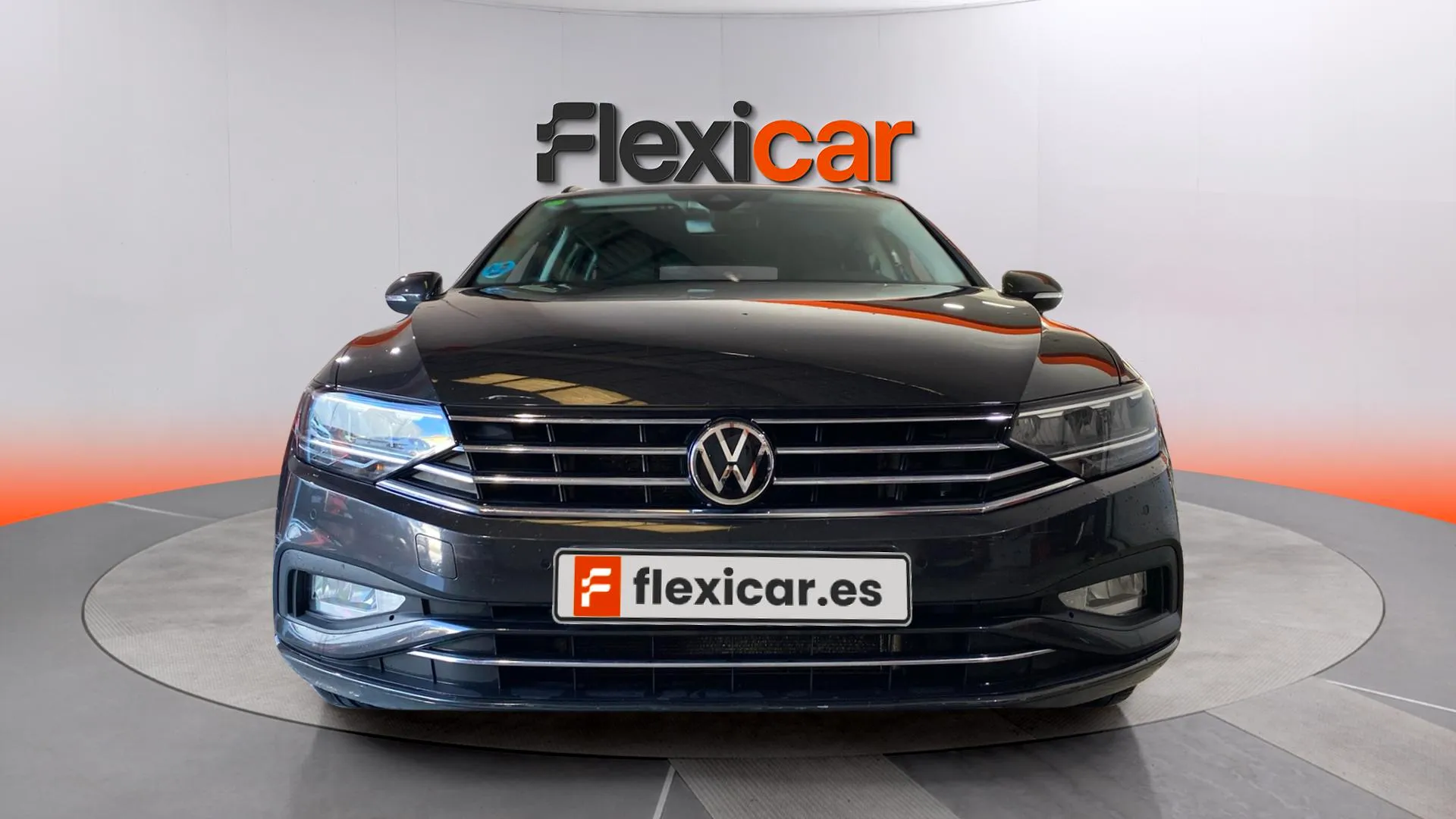 Volkswagen Passat Variant R-Line 2.0 TDI DSG - foto 2