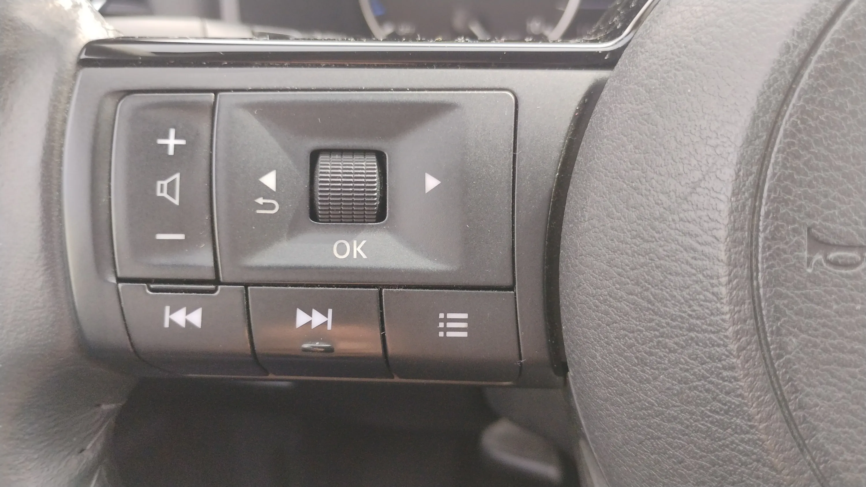Nissan X-Trail 5 plazas 1.5 e-4ORCE 4x4 Acenta - foto 12