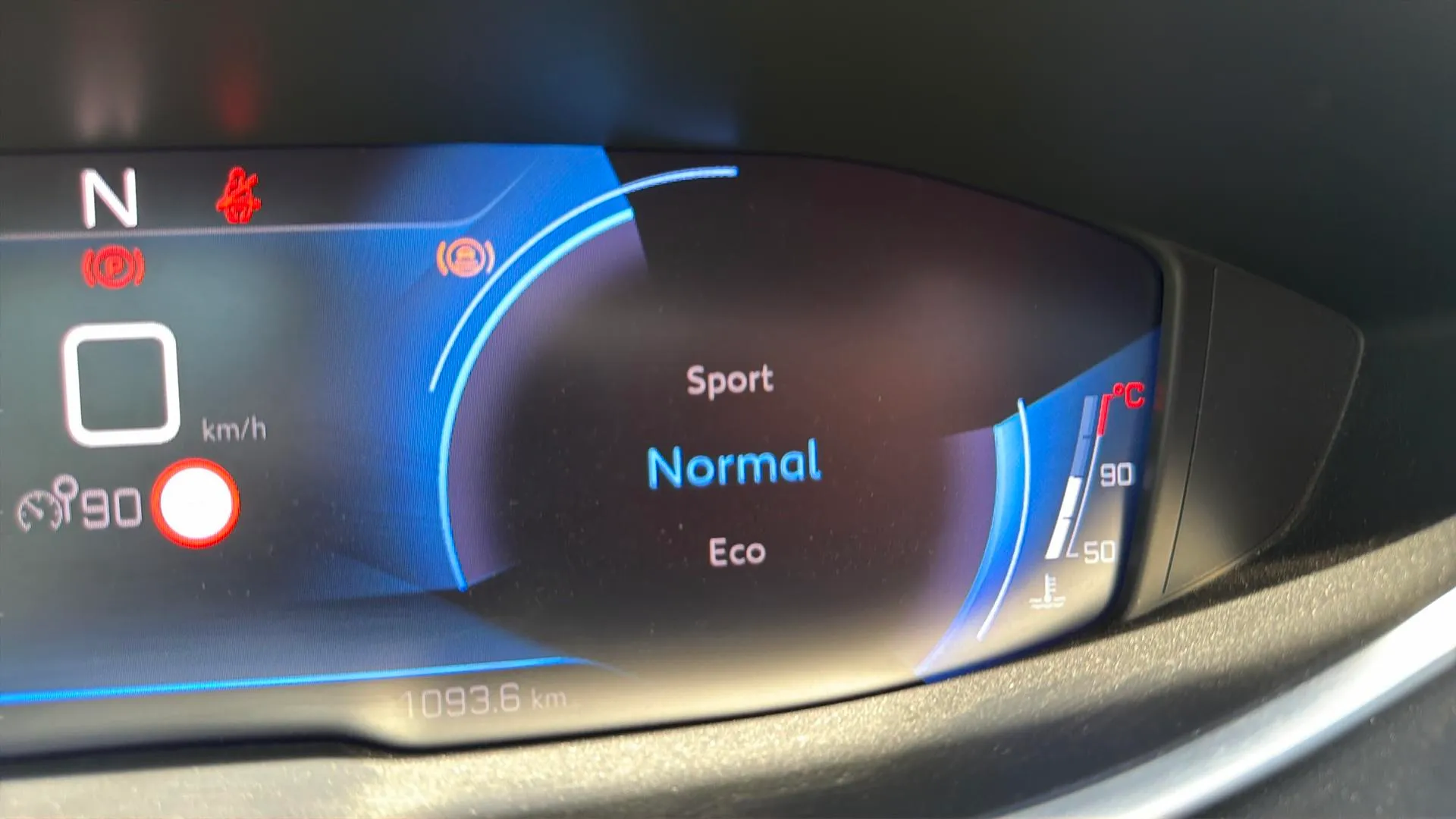 Peugeot 3008 1.2 PureTech Allure Pack EAT8 - foto 12