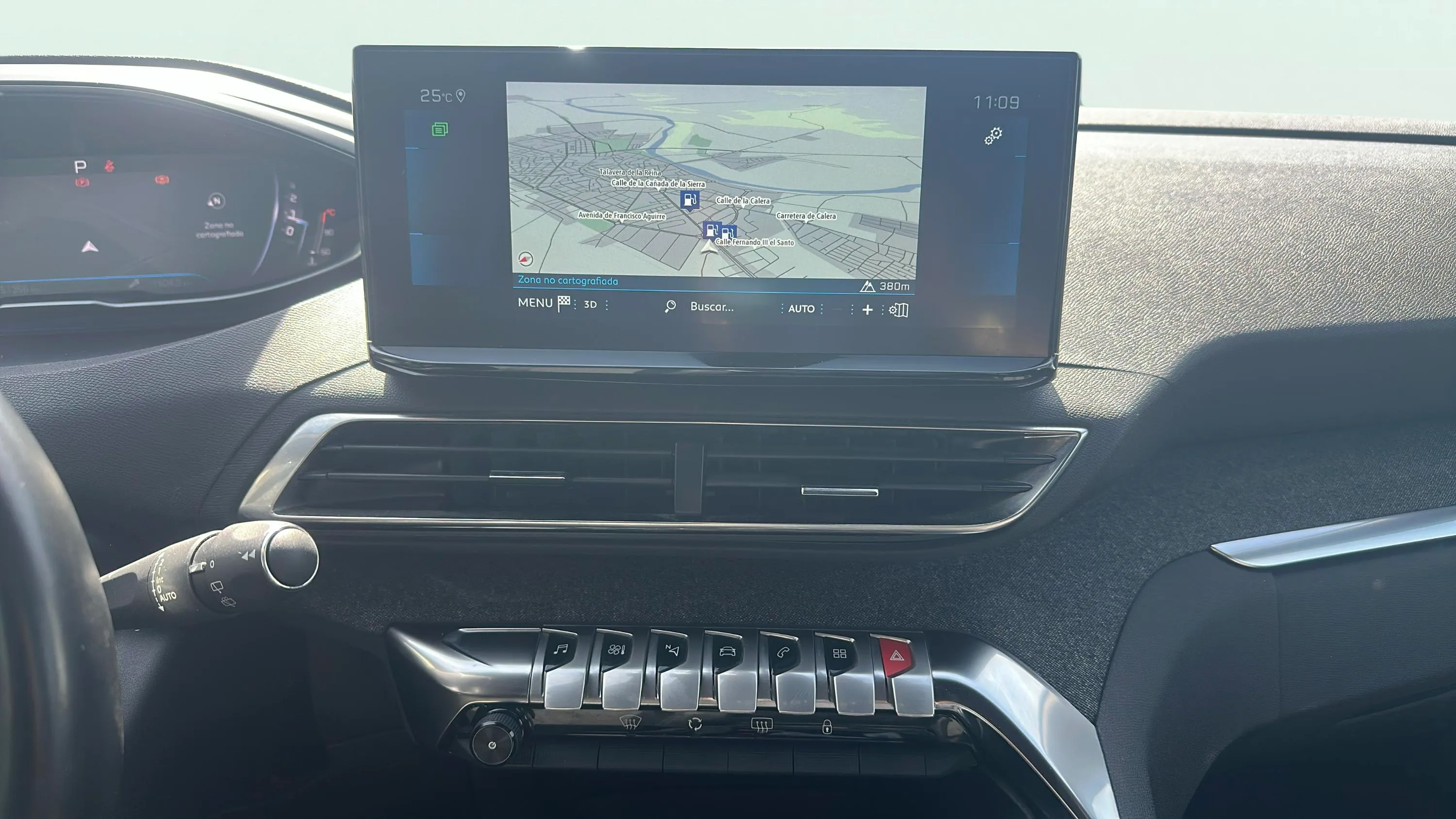 Peugeot 3008 1.2 PureTech Allure Pack EAT8 - foto 13