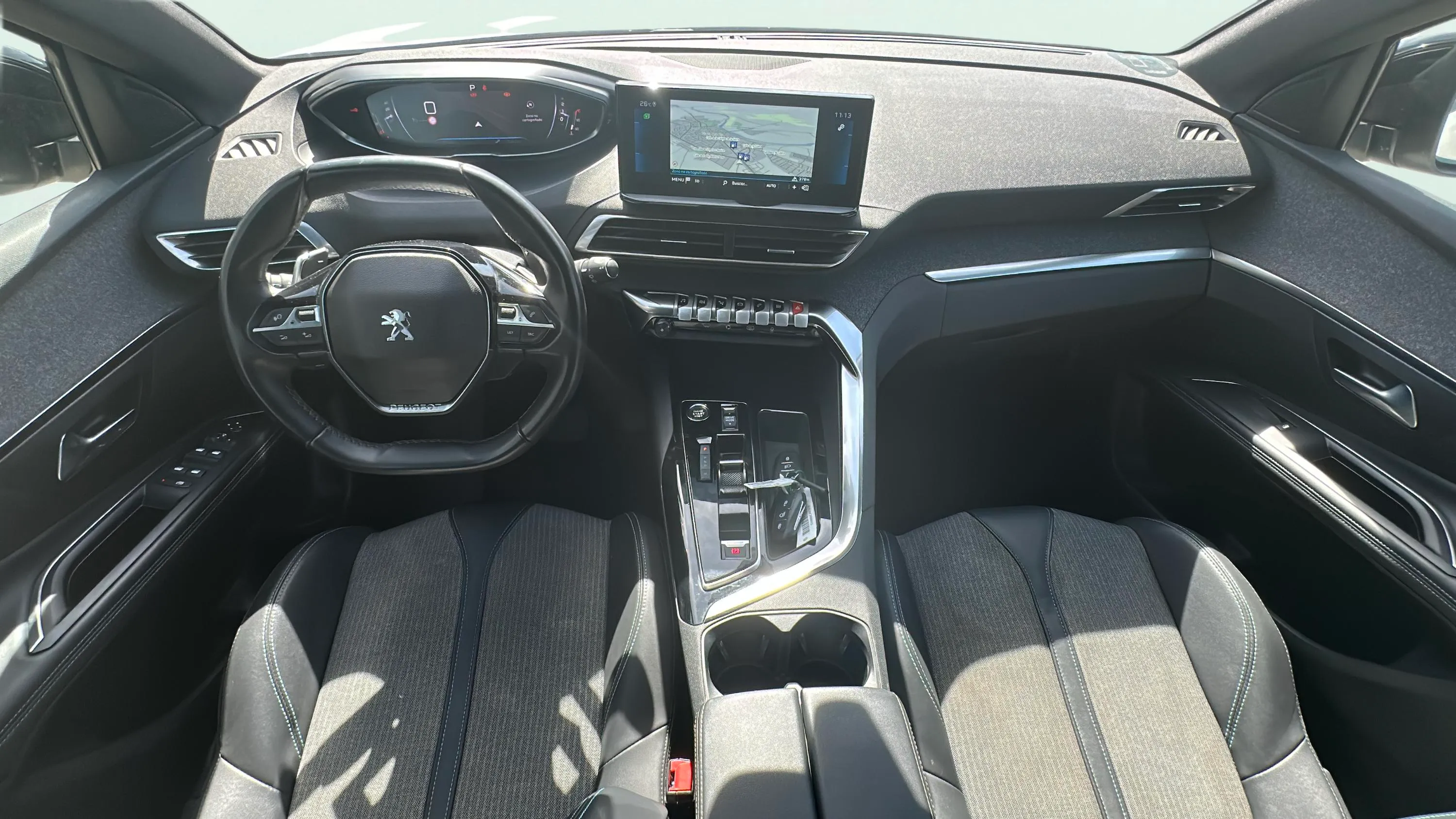 Peugeot 3008 1.2 PureTech Allure Pack EAT8 - foto 12