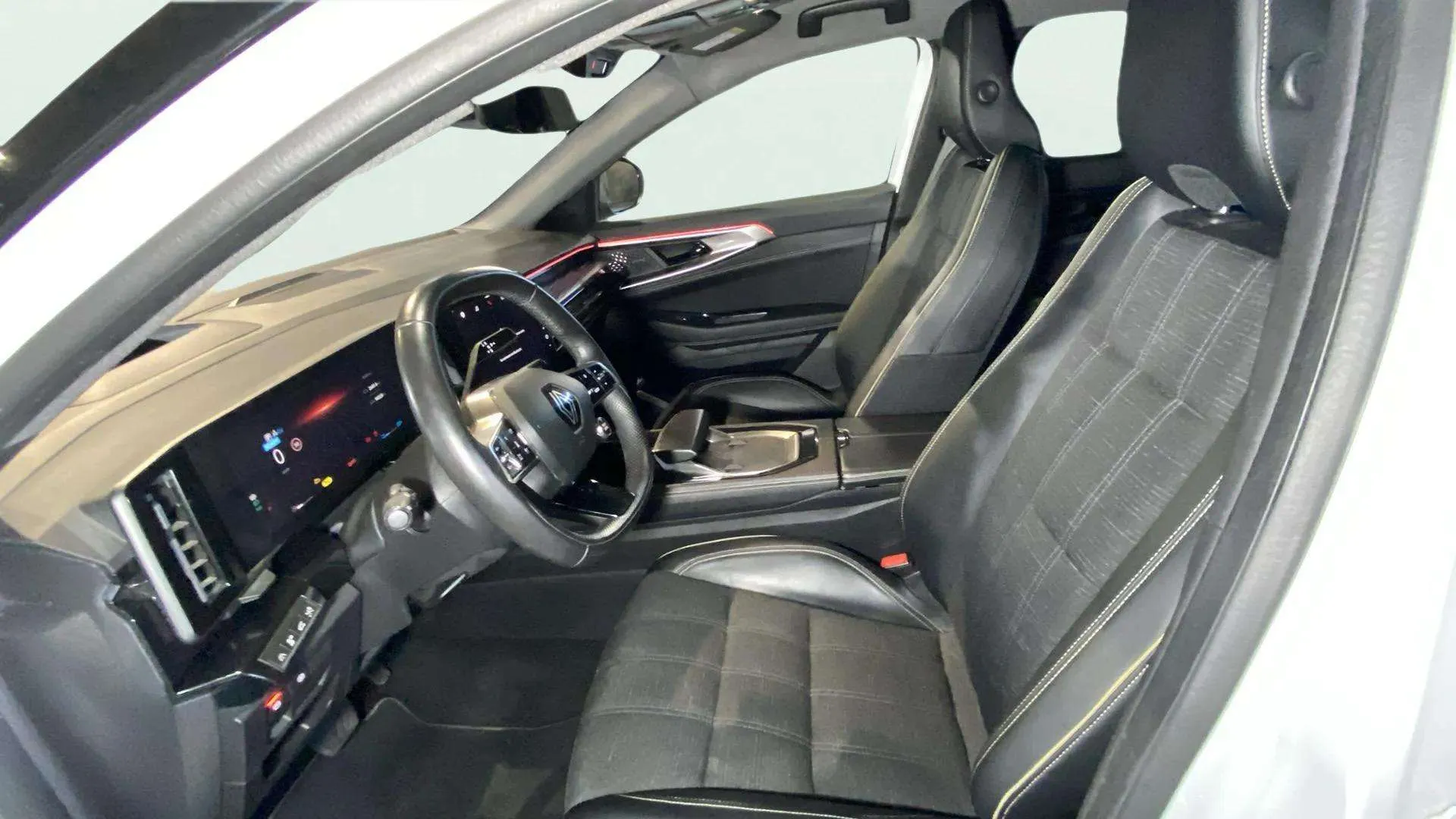 Renault Austral Iconic E-Tech Full Hybrid - foto 16