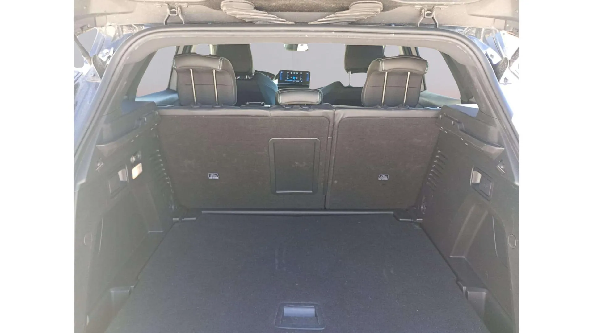 Peugeot 3008 1.2 PureTech Allure Pack EAT8 - foto 16