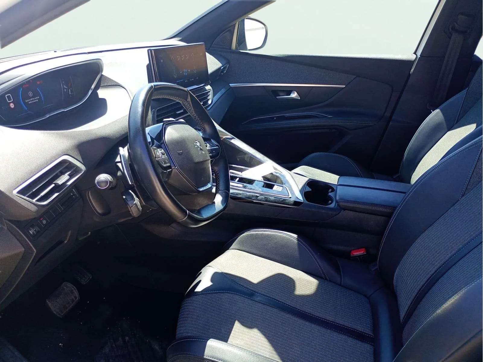 Peugeot 3008 1.2 PureTech Allure Pack EAT8 - foto 9