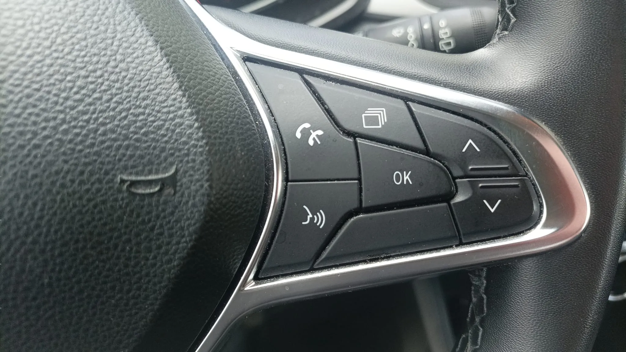 Renault Captur E-Tech engineered HEV - foto 10