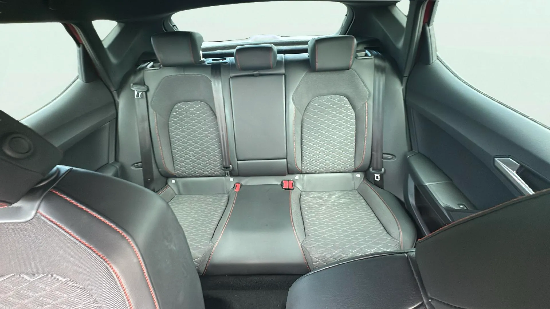 SEAT León 1.5 TSI FR - foto 16