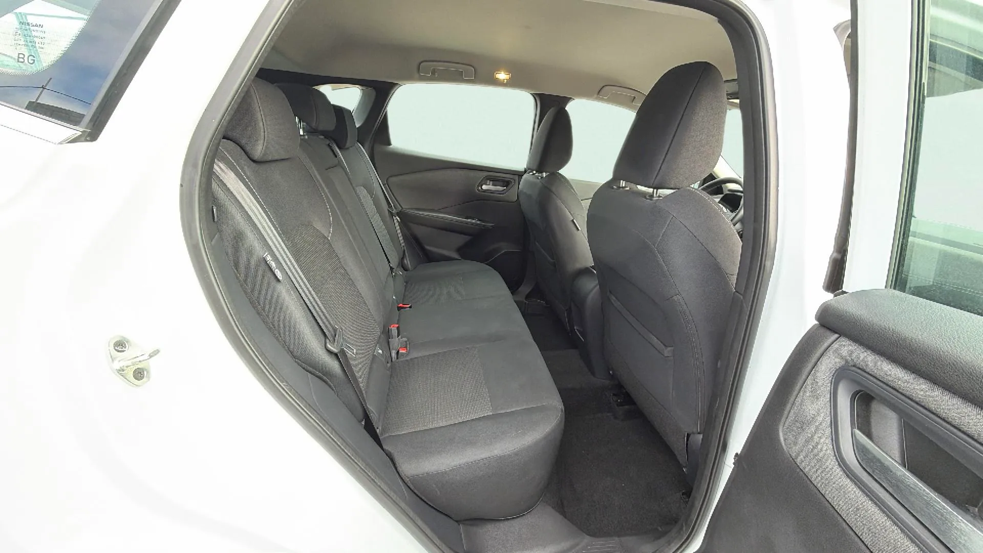 Nissan Qashqai DIG-T mHEV 4x2 Acenta - foto 14