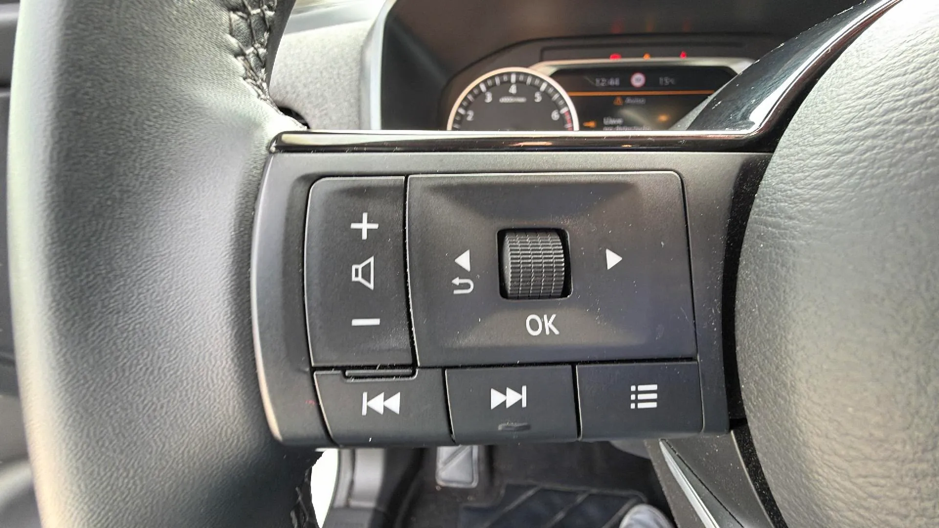 Nissan Qashqai DIG-T mHEV 4x2 Acenta - foto 23