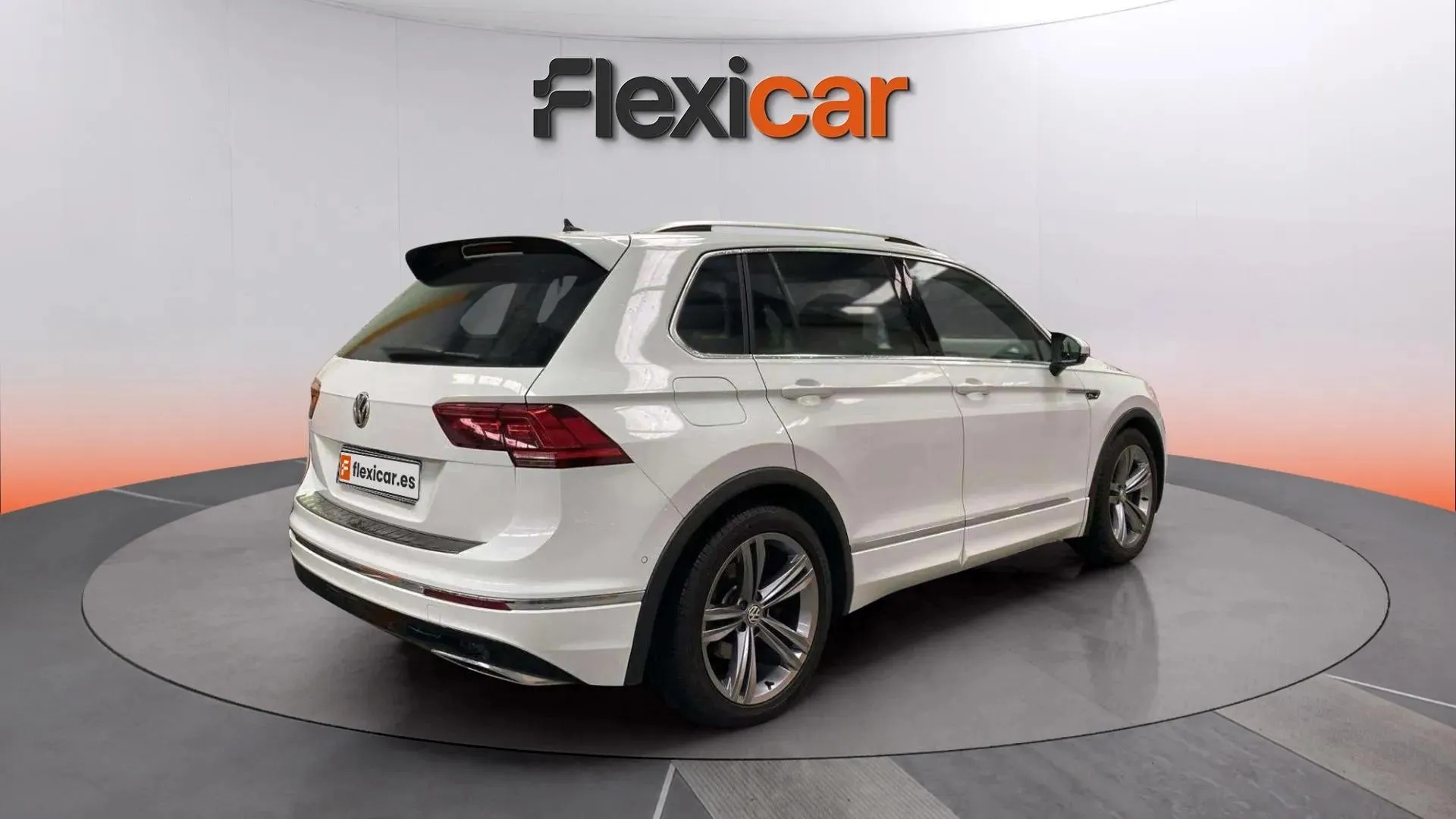 Volkswagen Tiguan Sport 2.0 TDI DSG 4Motion - foto 4