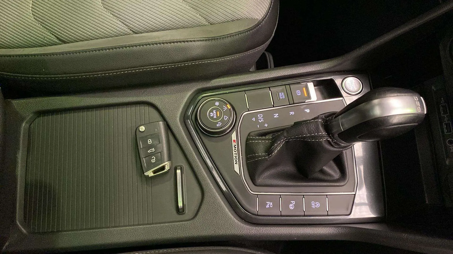 Volkswagen Tiguan Sport 2.0 TDI DSG 4Motion - foto 7