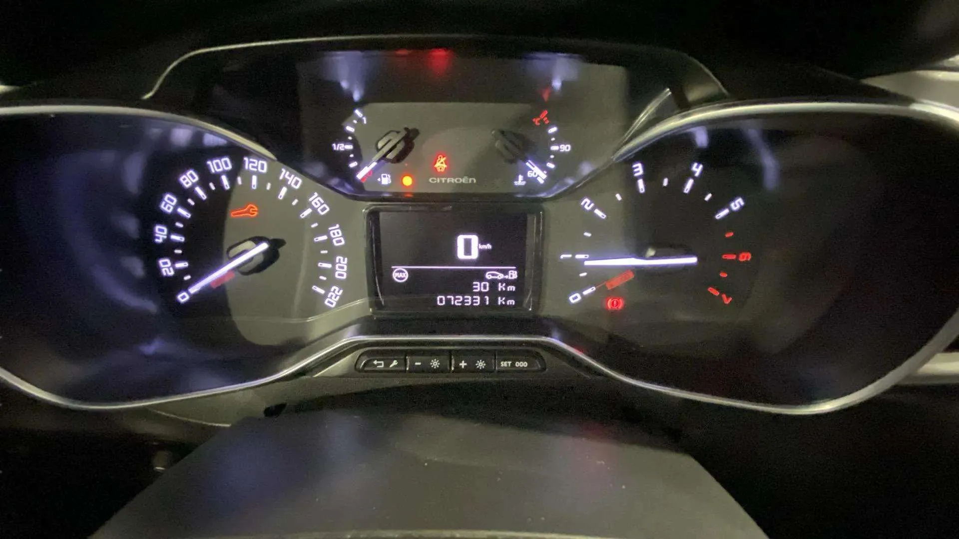Citroën C3 PureTech Shine - foto 11