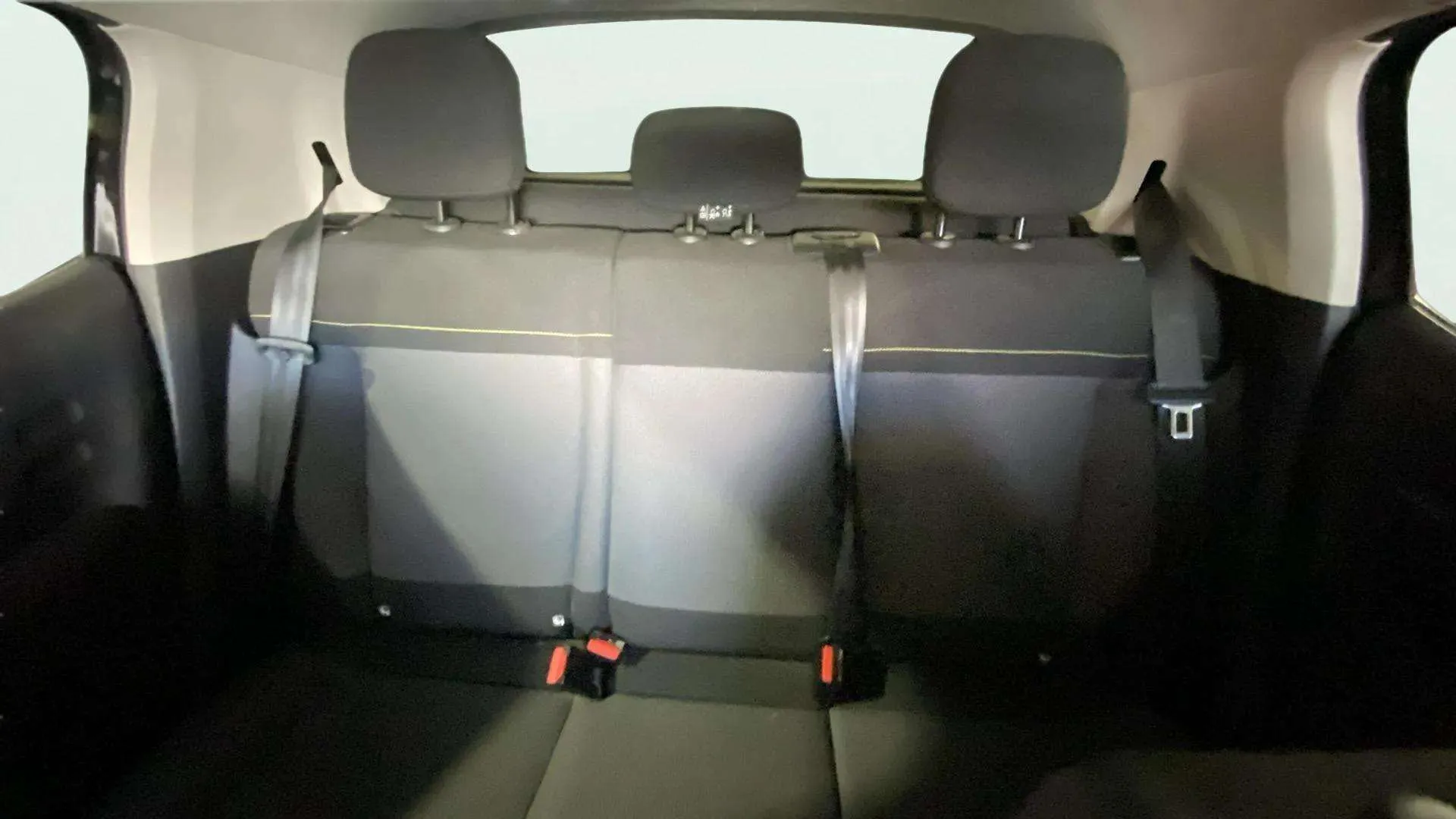 Citroën C3 PureTech Shine - foto 15