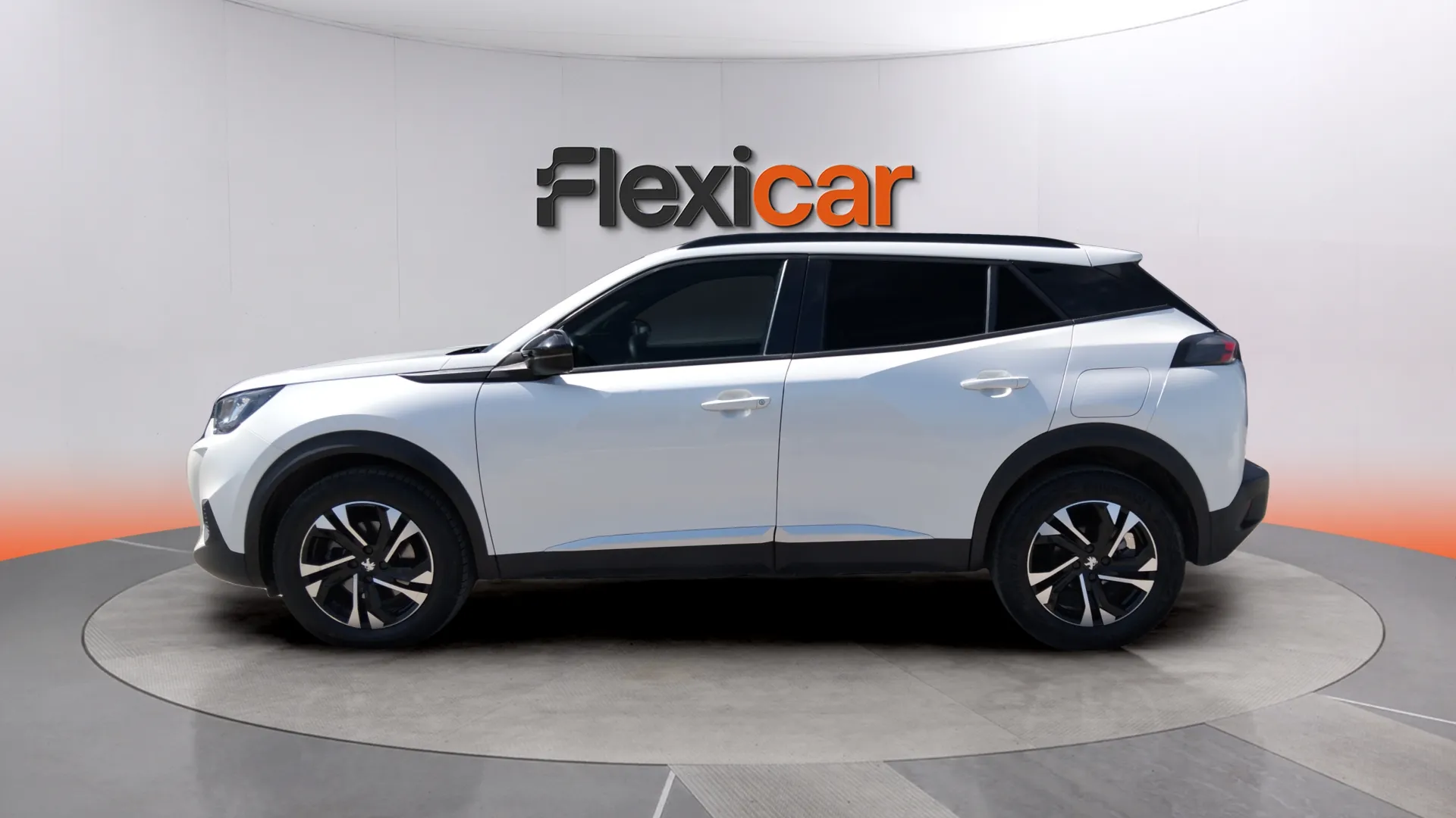 Peugeot 2008 Allure Pack BlueHDi 130 EAT8 - foto 4