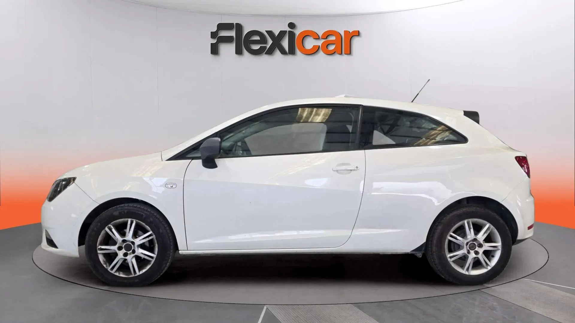 SEAT Ibiza SC 1.4 TDI Reference Ecomotive - foto 4