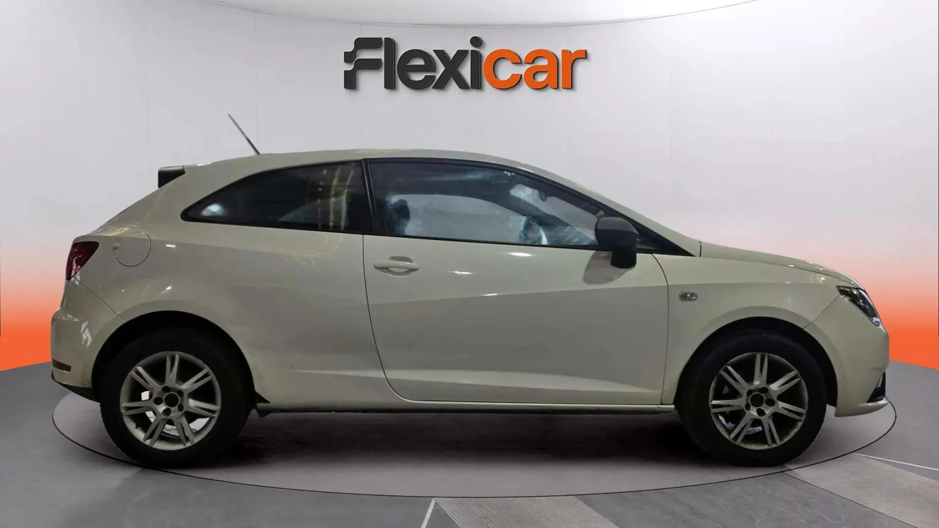 SEAT Ibiza SC 1.4 TDI Reference Ecomotive - foto 8