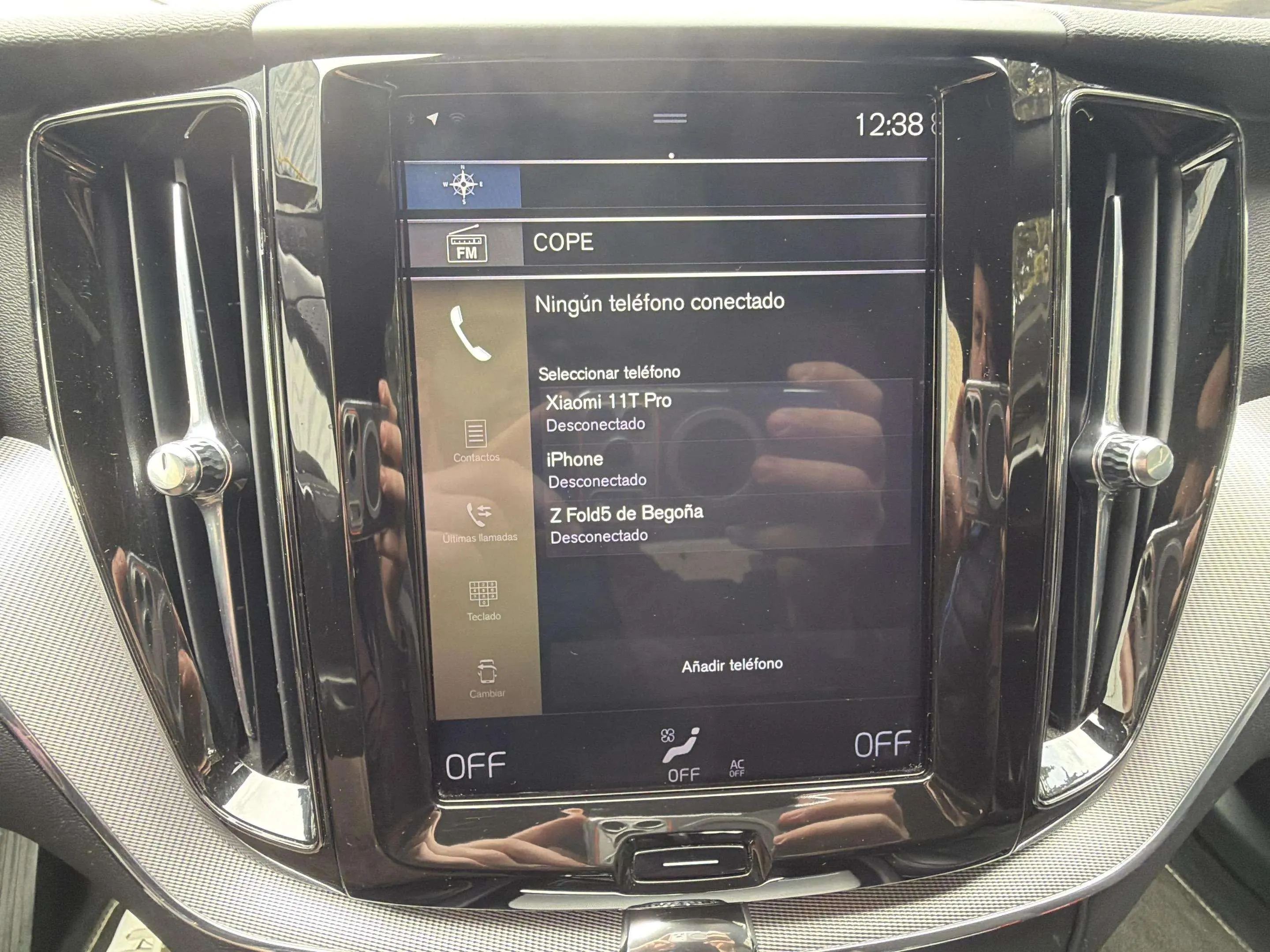 Volvo XC60 2.0 D4 R-Design - foto 24