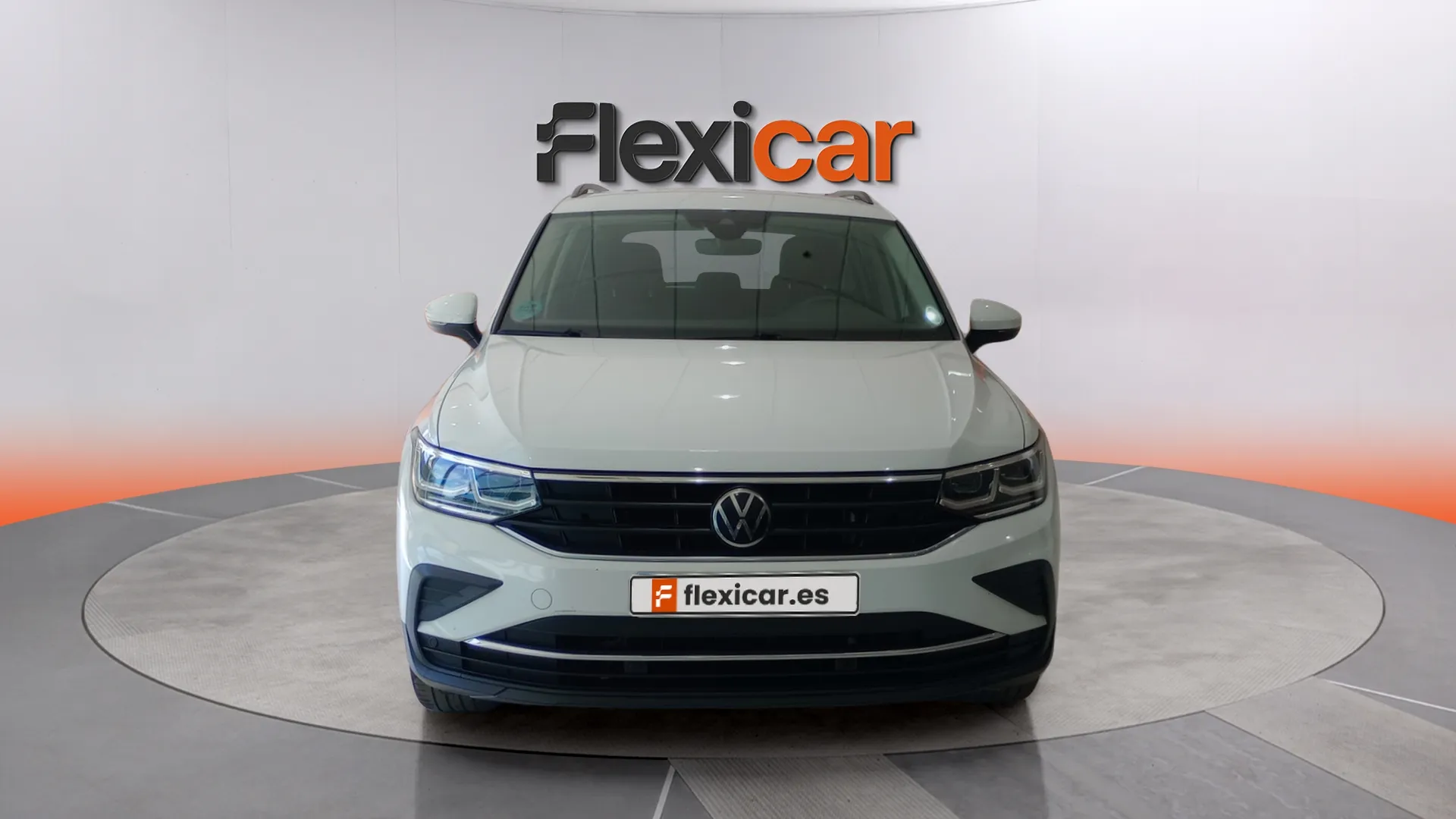 Volkswagen Tiguan Life 2.0 TDI DSG - foto 2