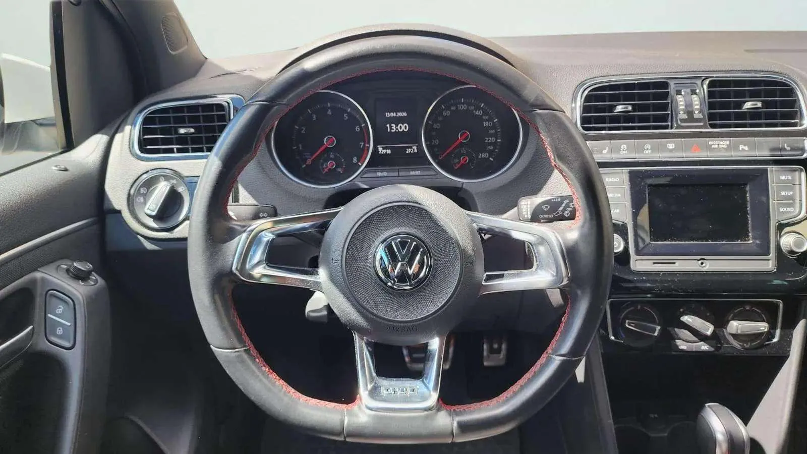 Volkswagen Polo GTI 1.8 TSI DSG - foto 12