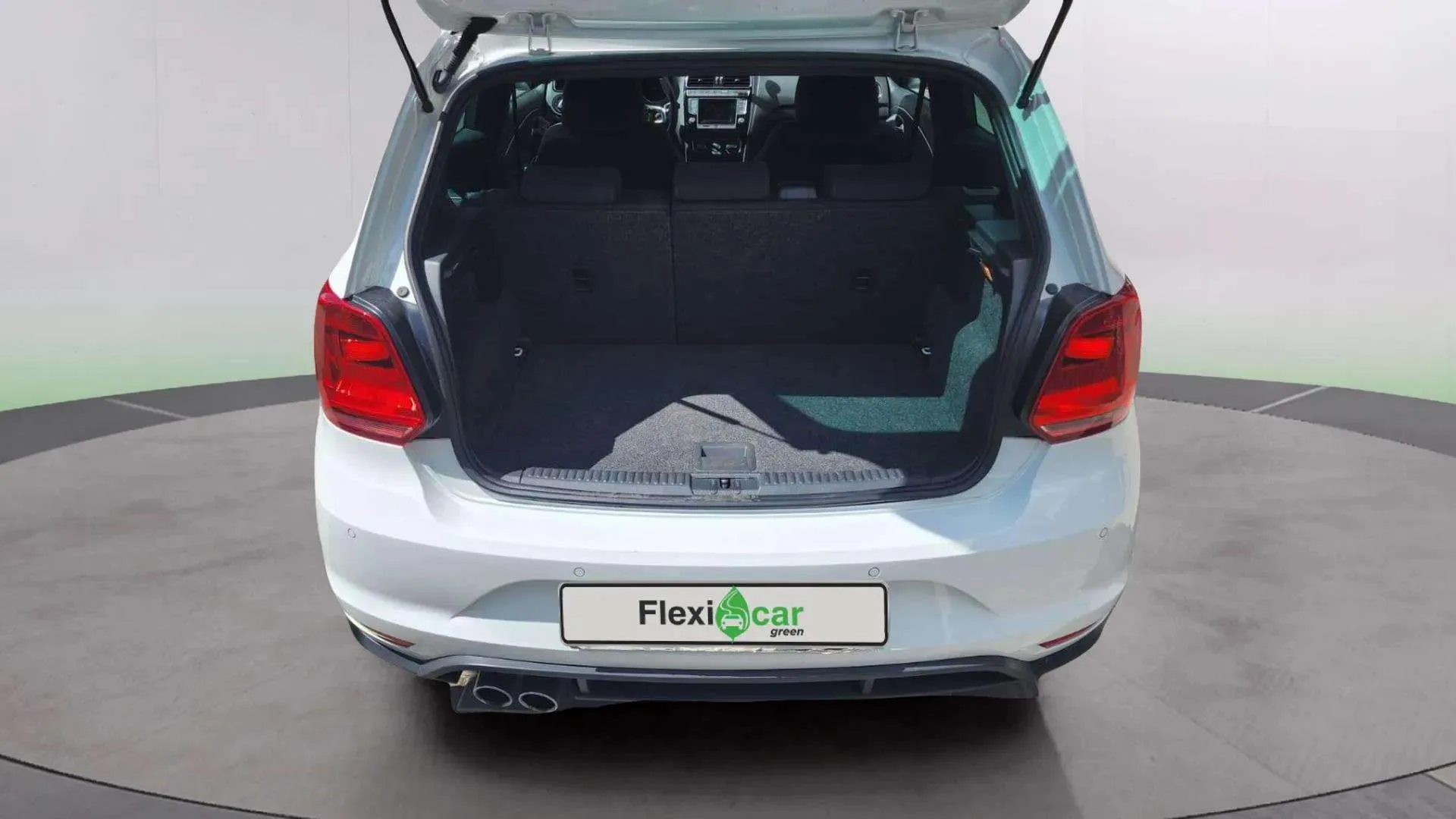 Volkswagen Polo GTI 1.8 TSI DSG - foto 23