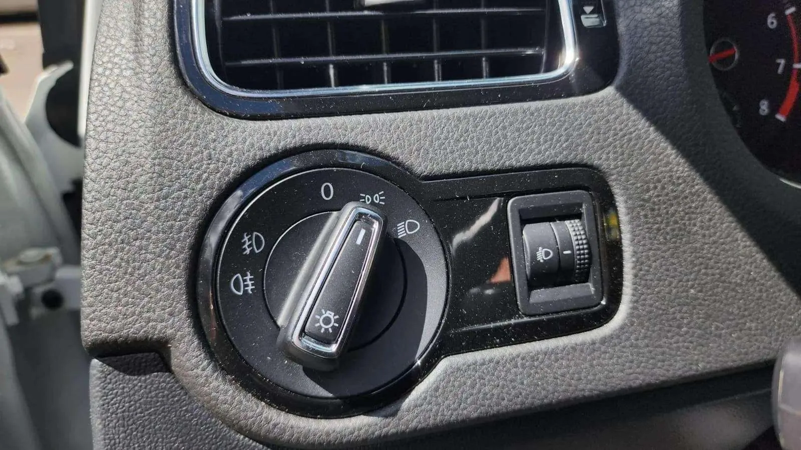 Volkswagen Polo GTI 1.8 TSI DSG - foto 11