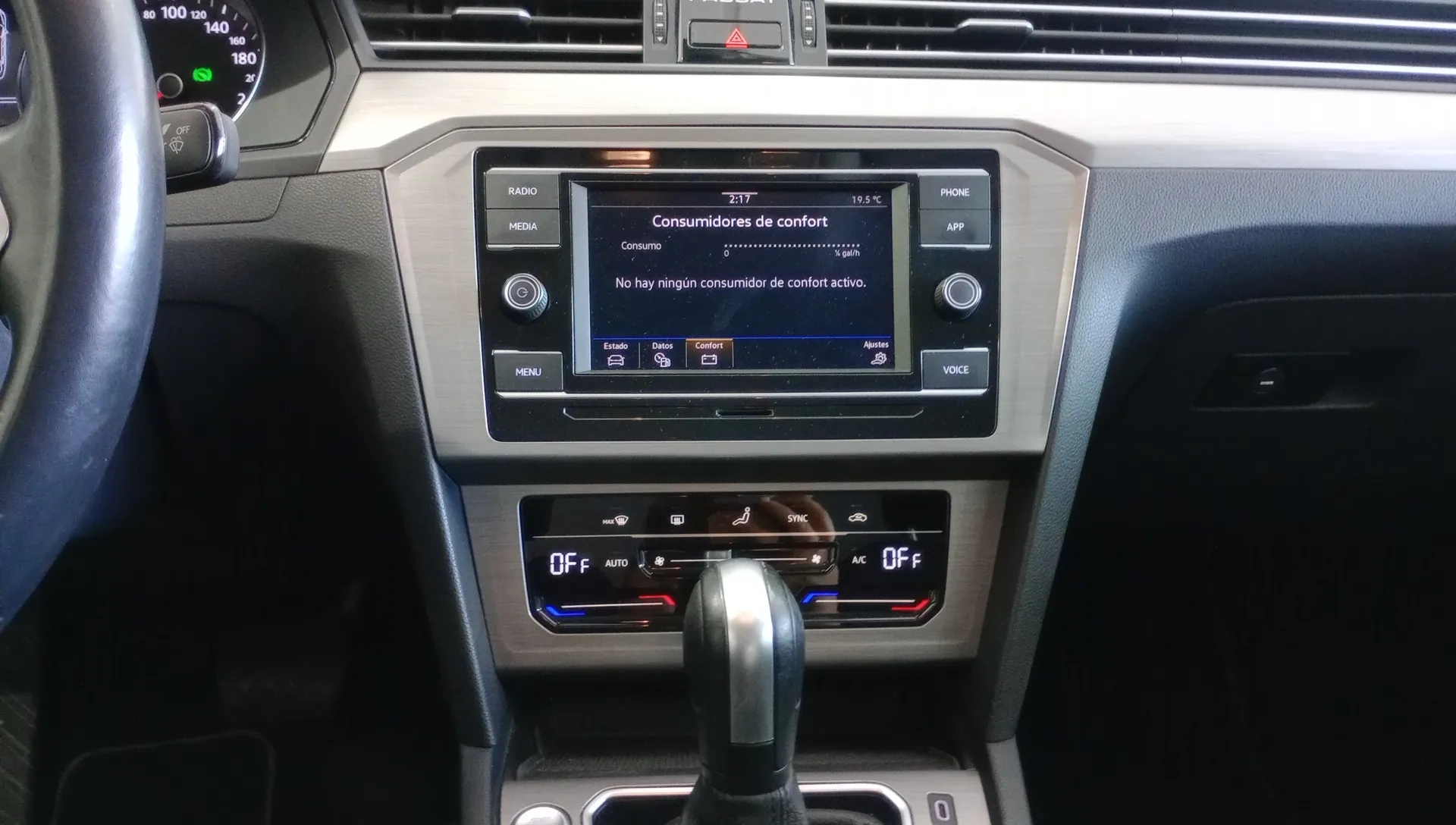 Volkswagen Passat Business 1.6 TDI DSG - foto 12