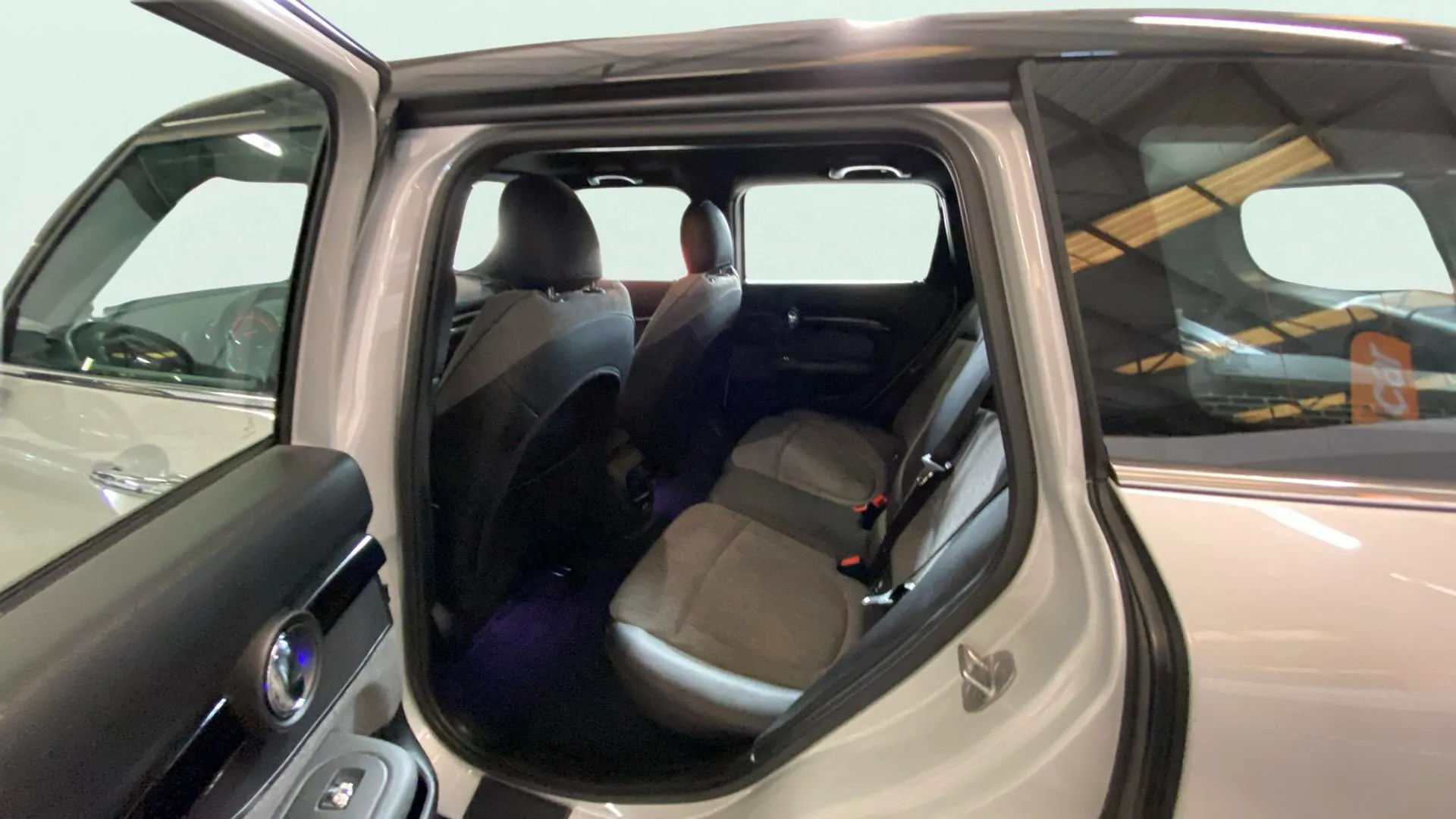 MINI Clubman Cooper D - foto 16