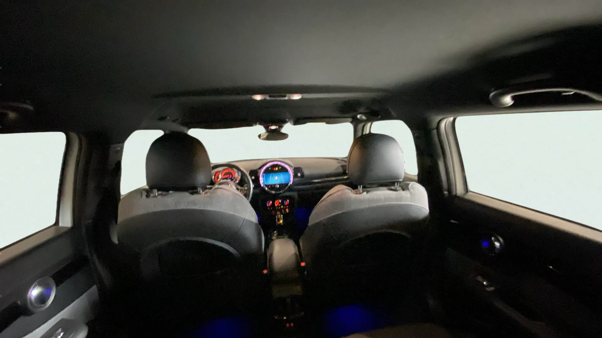 MINI Clubman Cooper D - foto 39