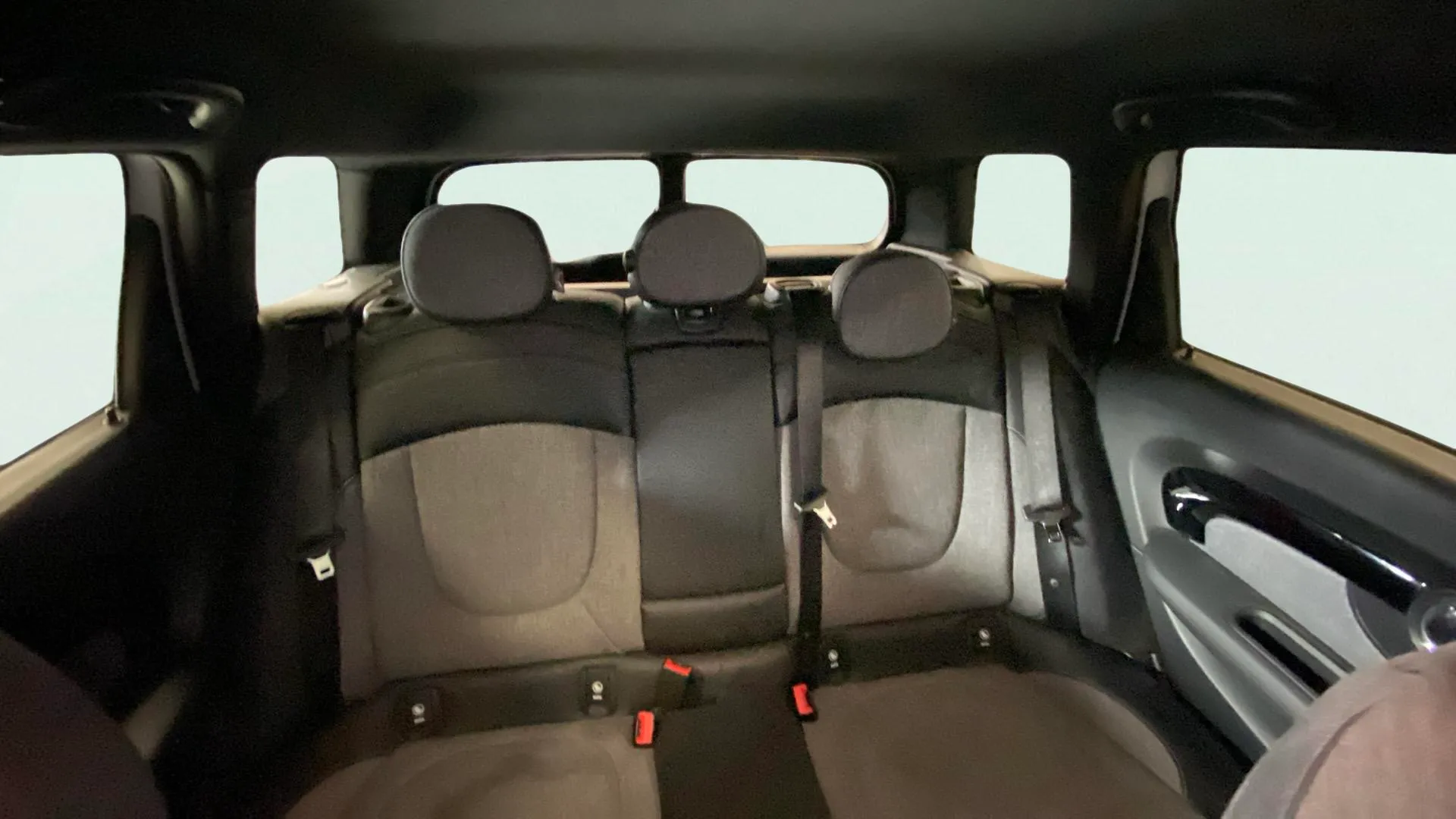 MINI Clubman Cooper D - foto 11