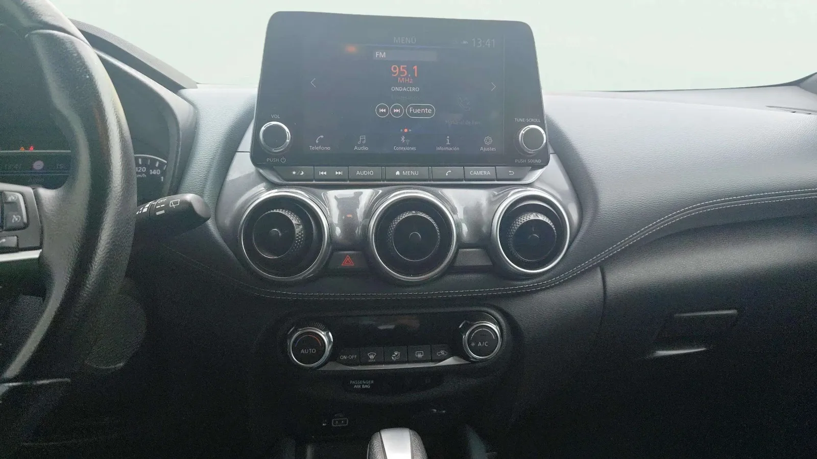 Nissan Juke DIG-T DCT N-Connecta - foto 10