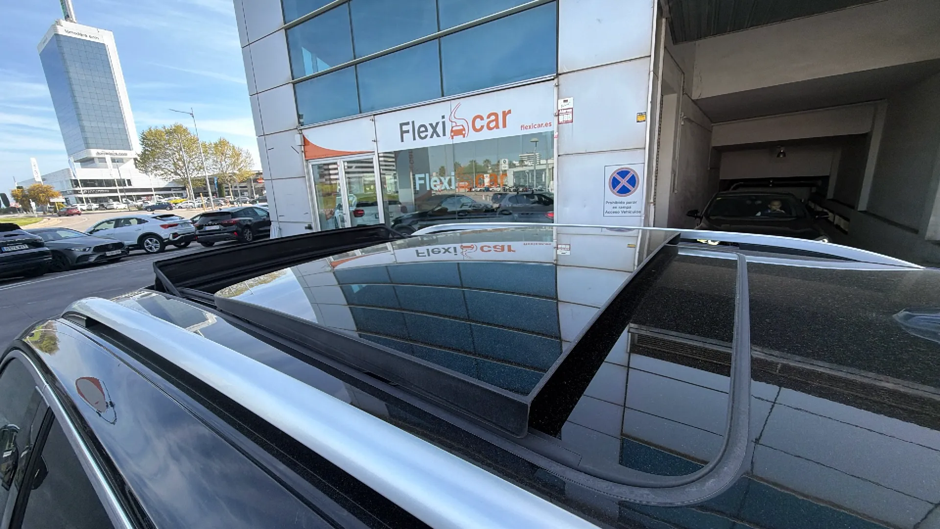 Volkswagen Tiguan Sport 2.0 TDI 4Motion DSG - foto 37
