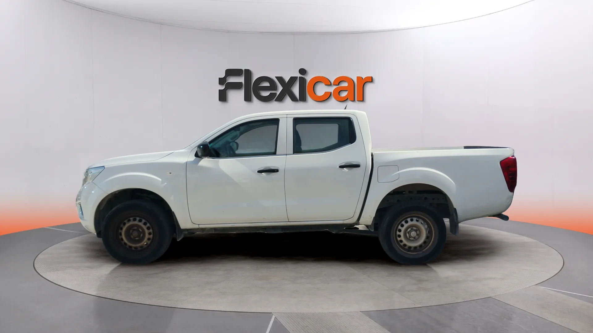 Nissan Navara - foto 2